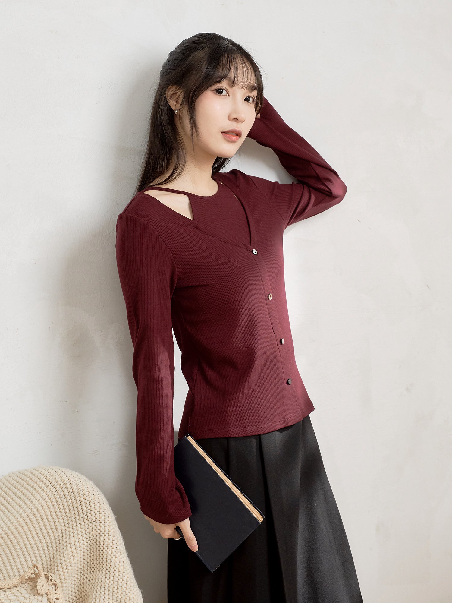 假兩件鏤空上衣