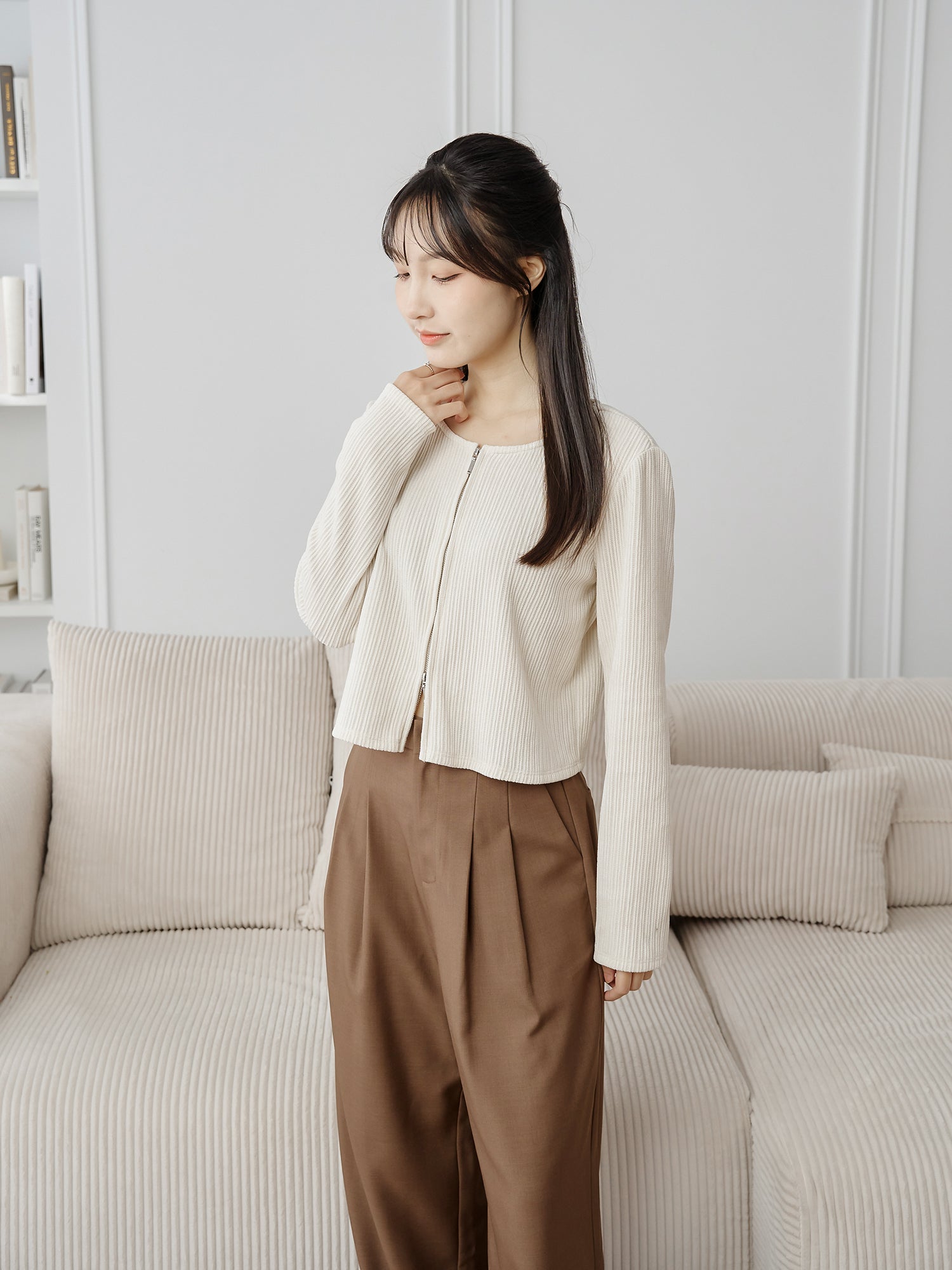 絨面坑紋針織小外套