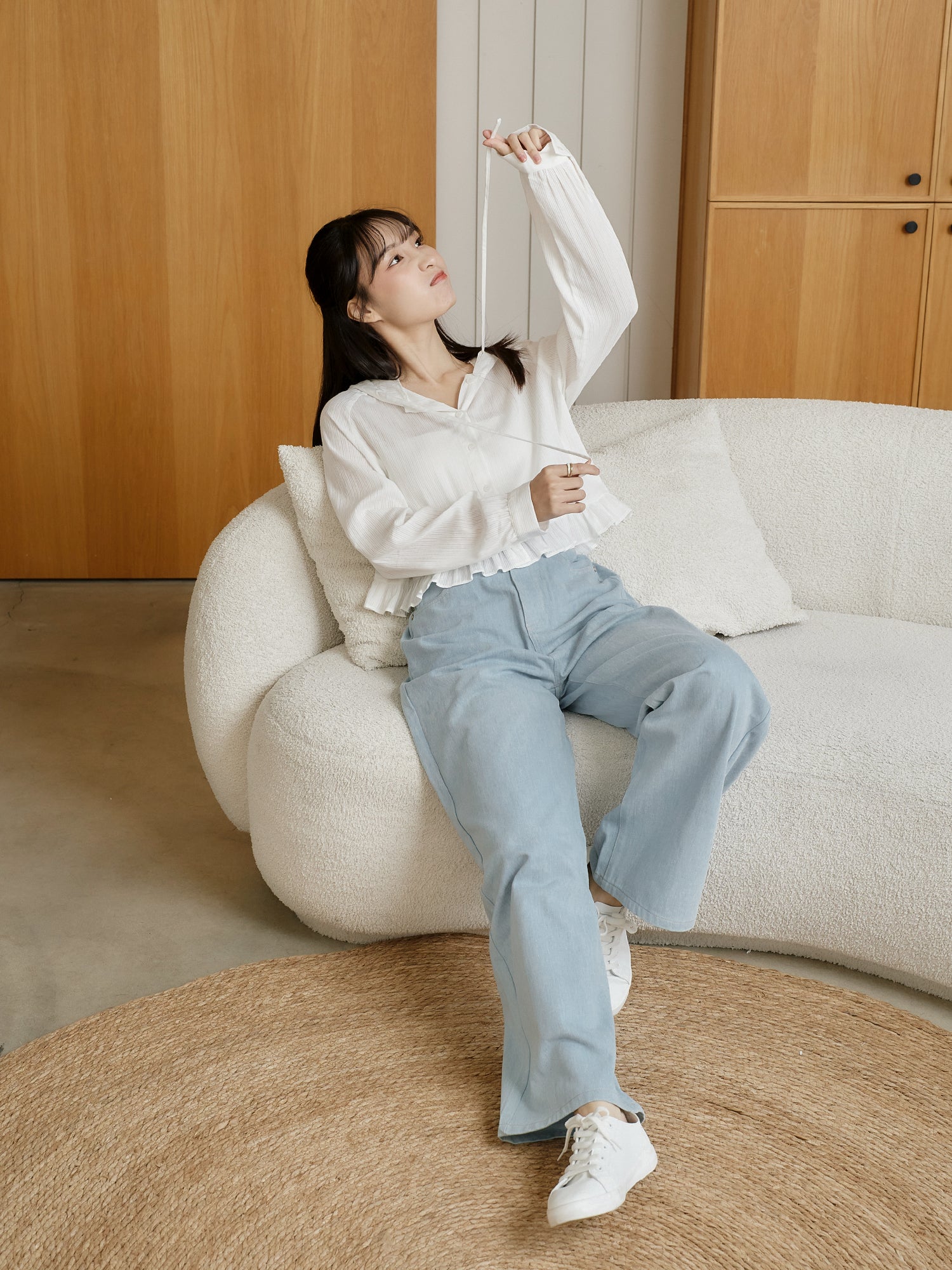 荷葉邊連帽罩衫