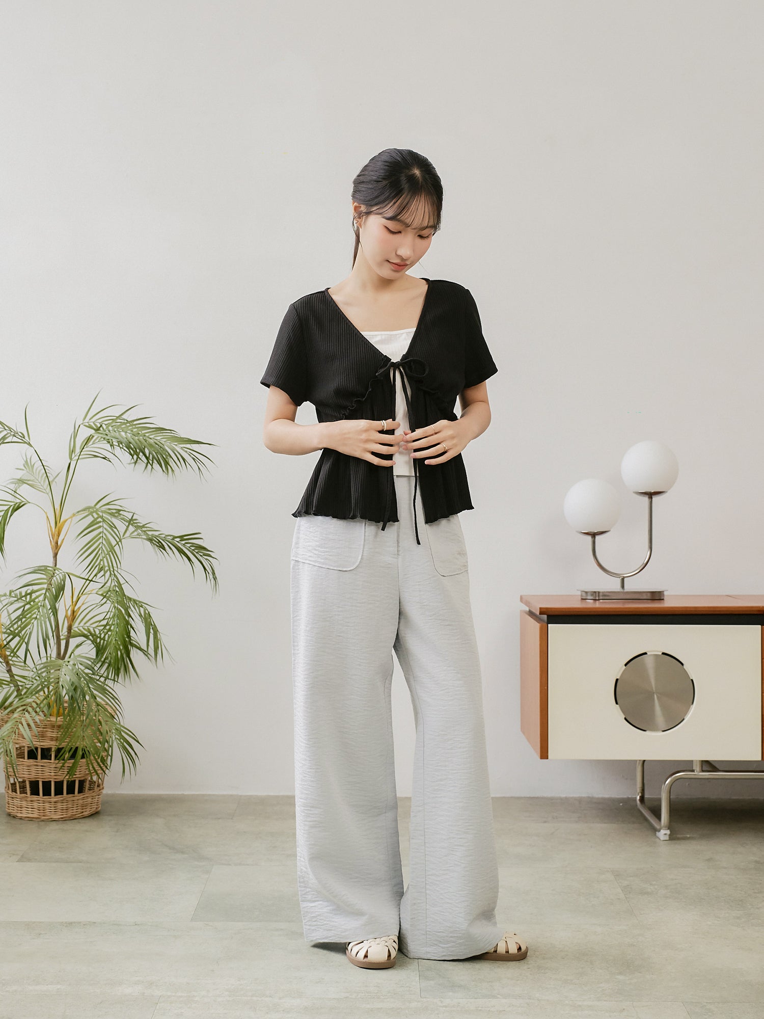 針織荷葉邊短袖小外套
