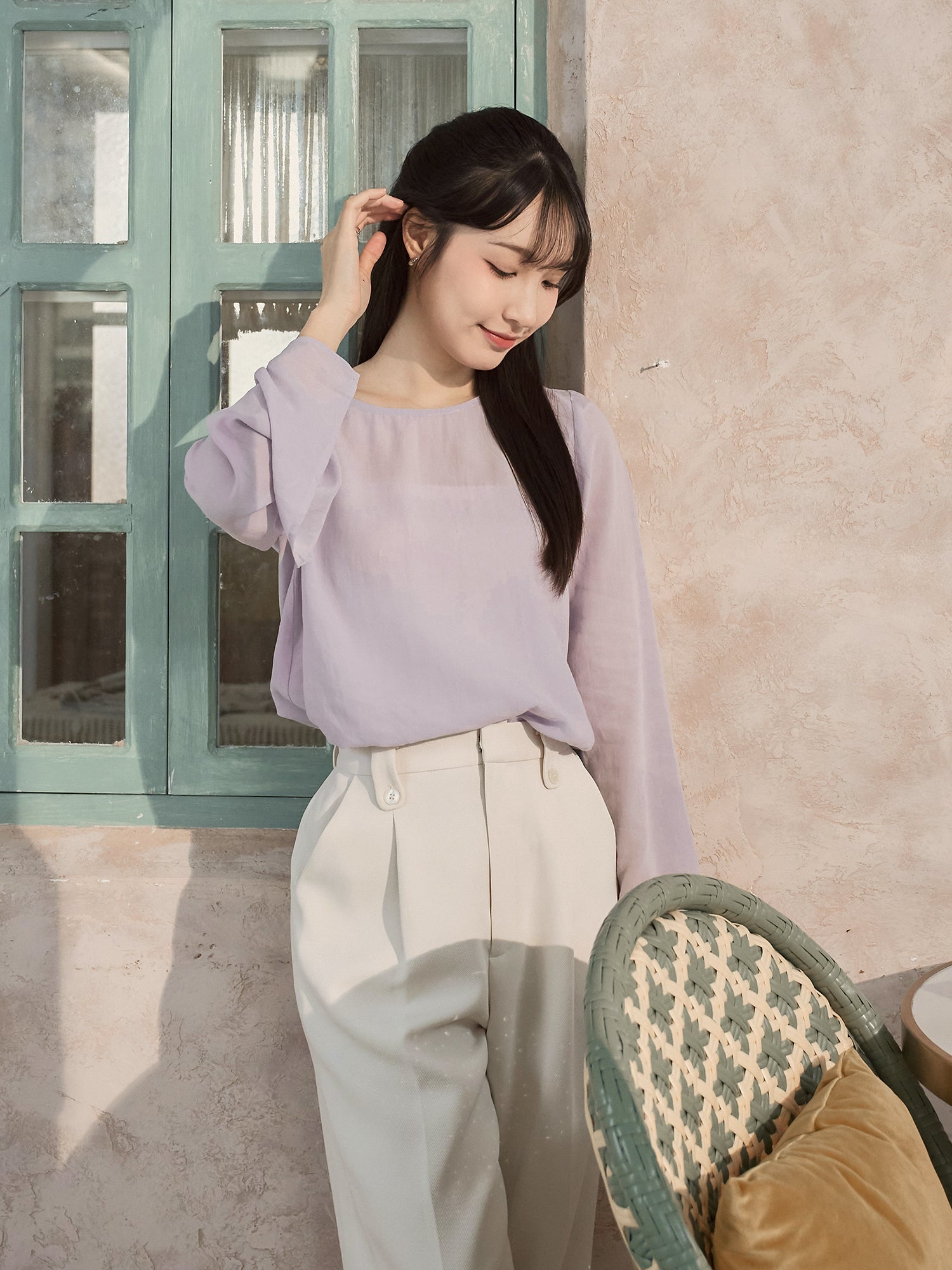 霧面綁帶開衩袖上衣