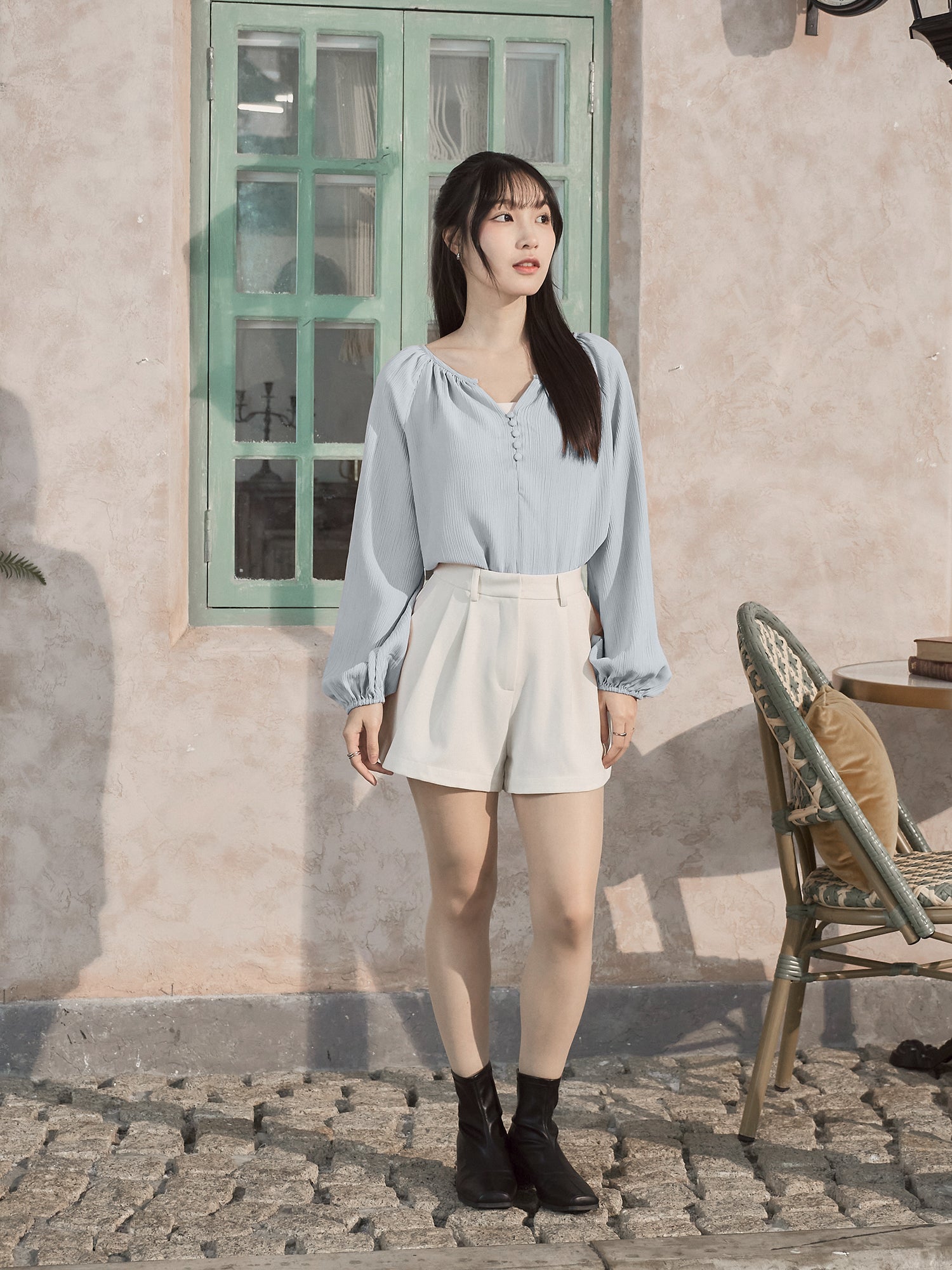 優雅縮褶飄逸上衣