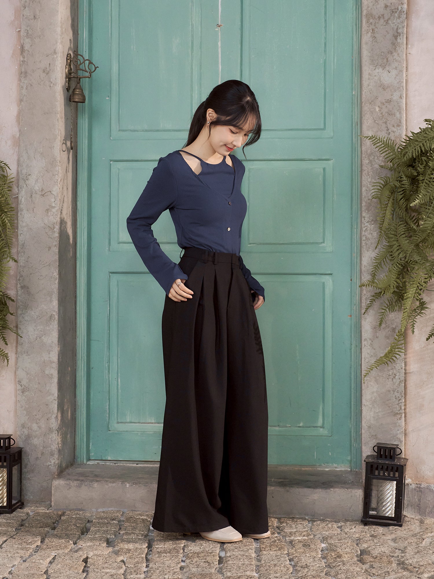 假兩件鏤空上衣