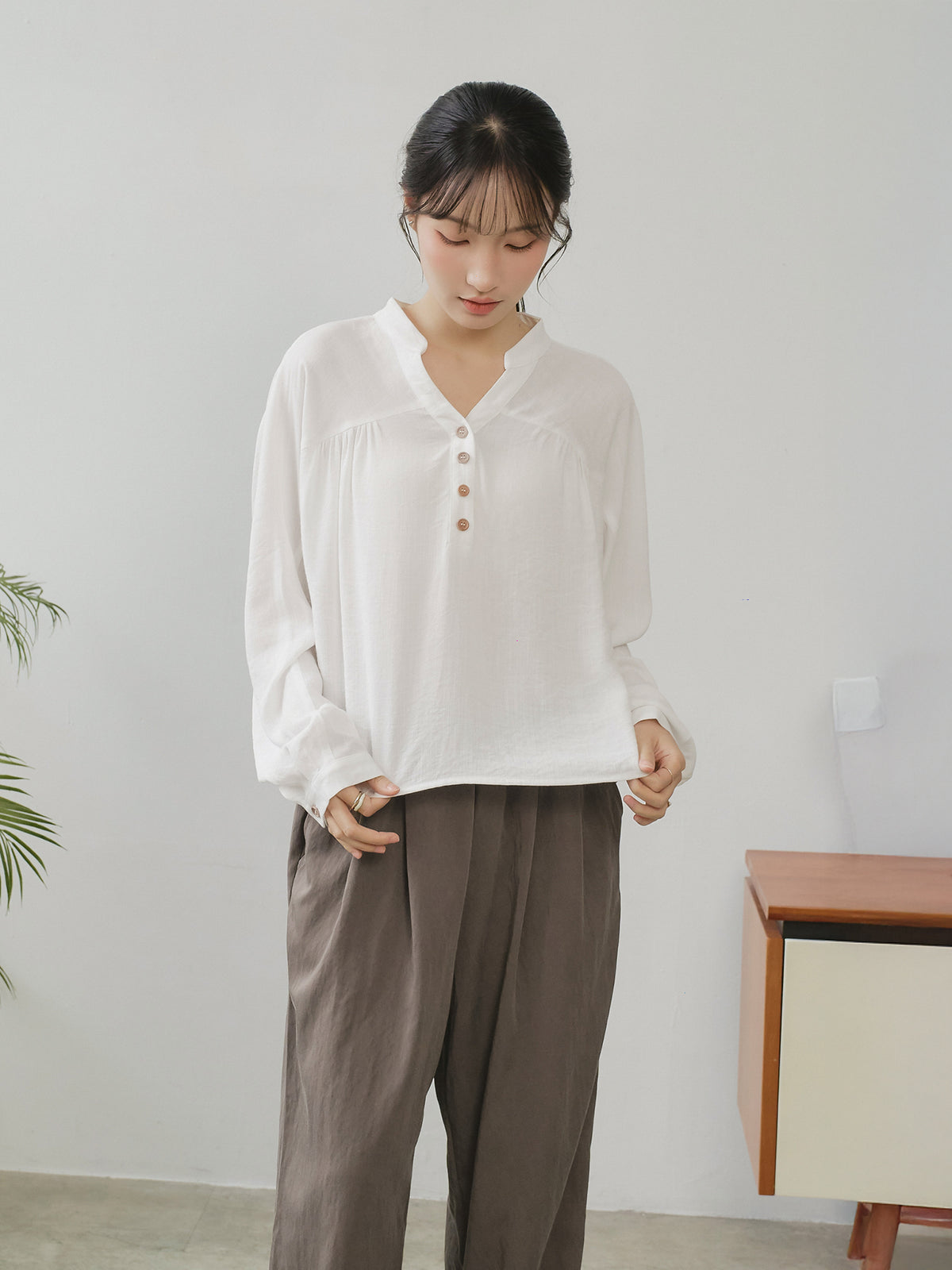 Linen Blend Buttoned Blouse