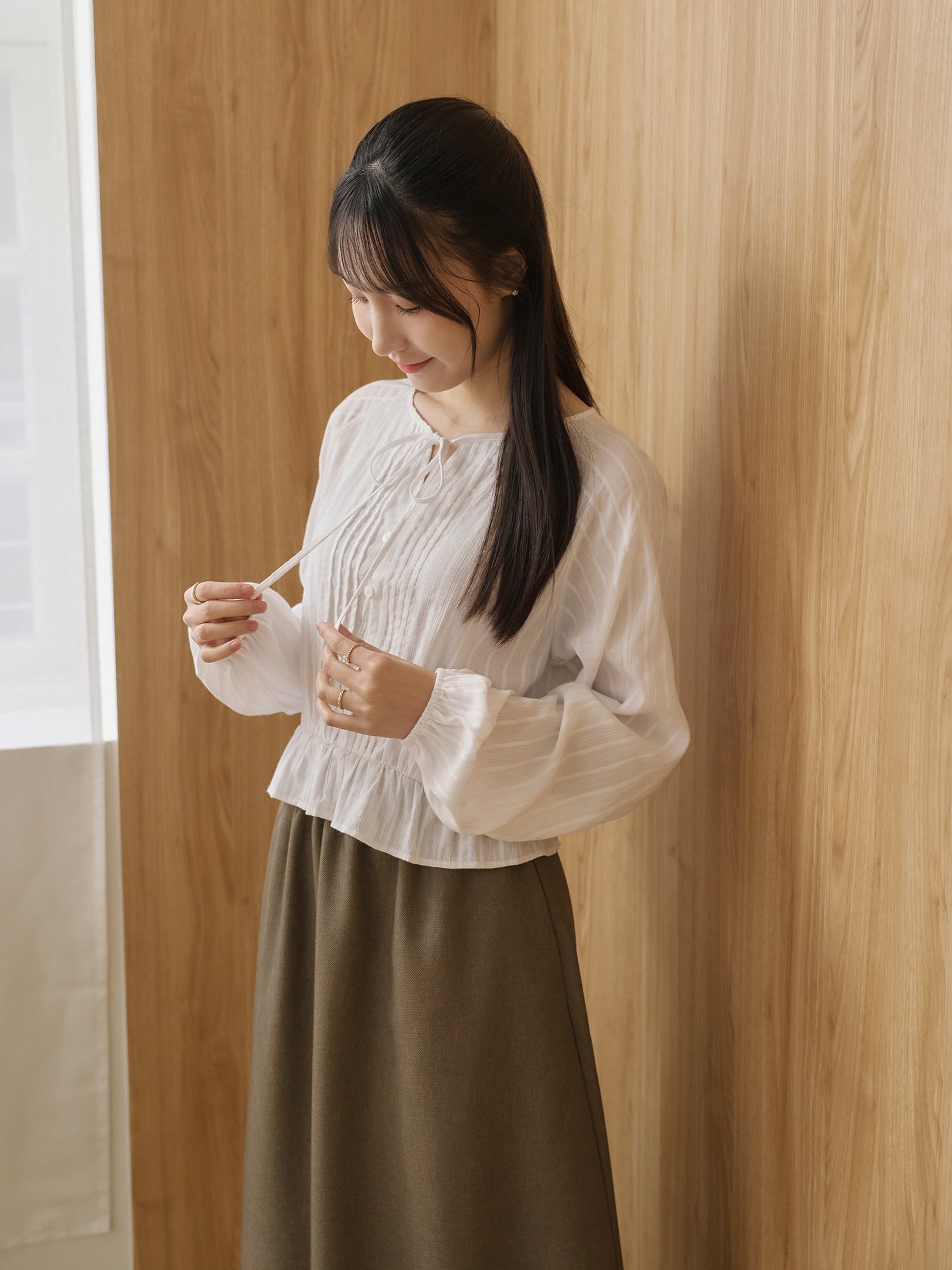 法式綁帶領口上衣