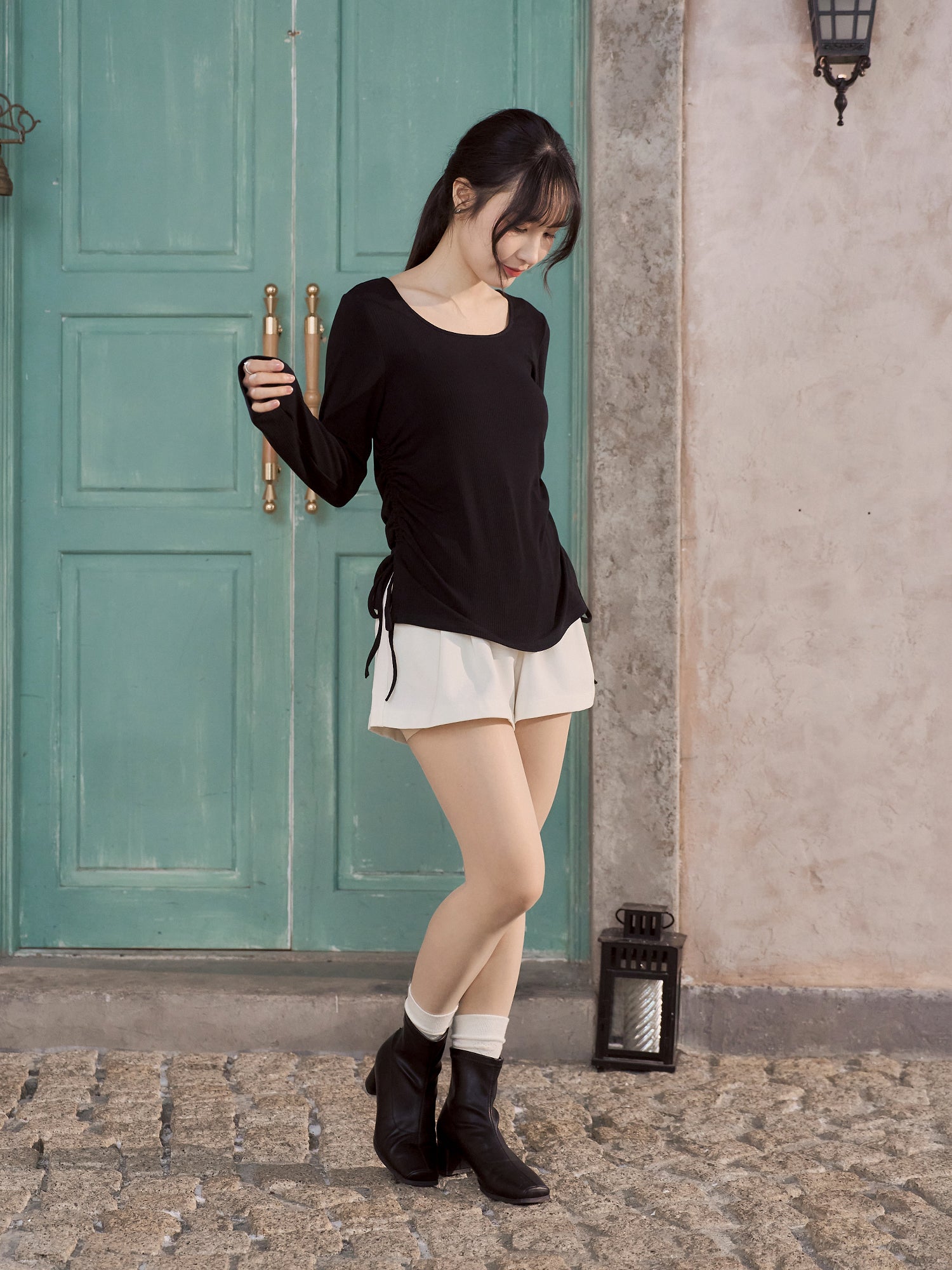 抽繩綁帶開衩上衣