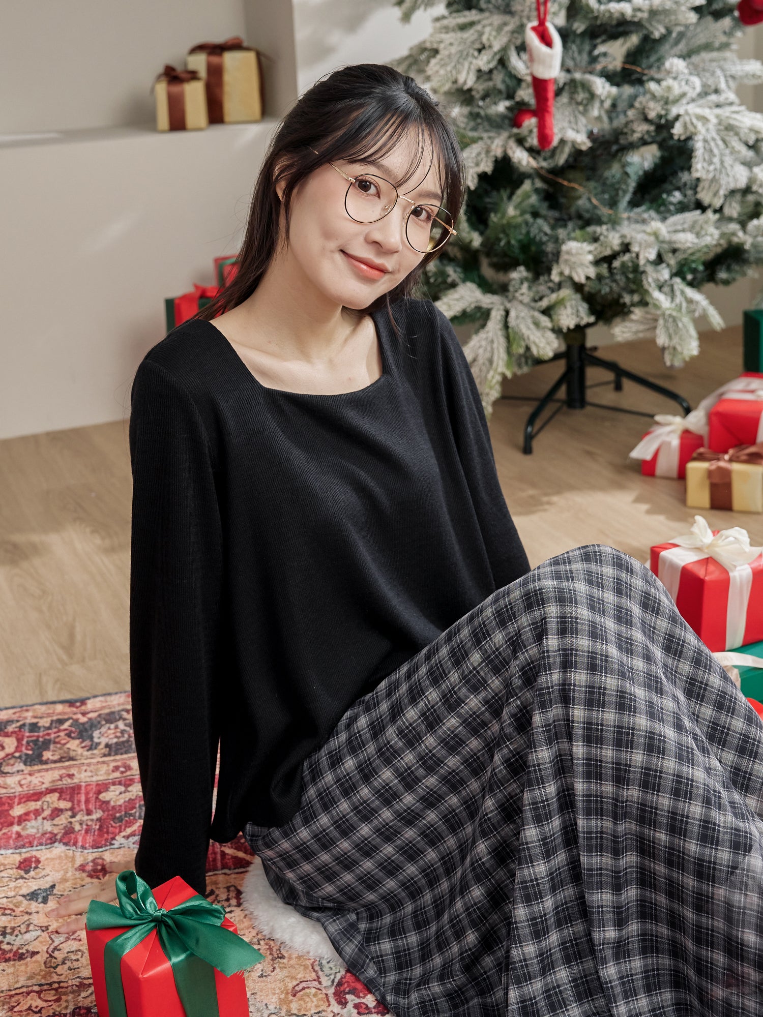 Bell-Sleeve Square Neck Top