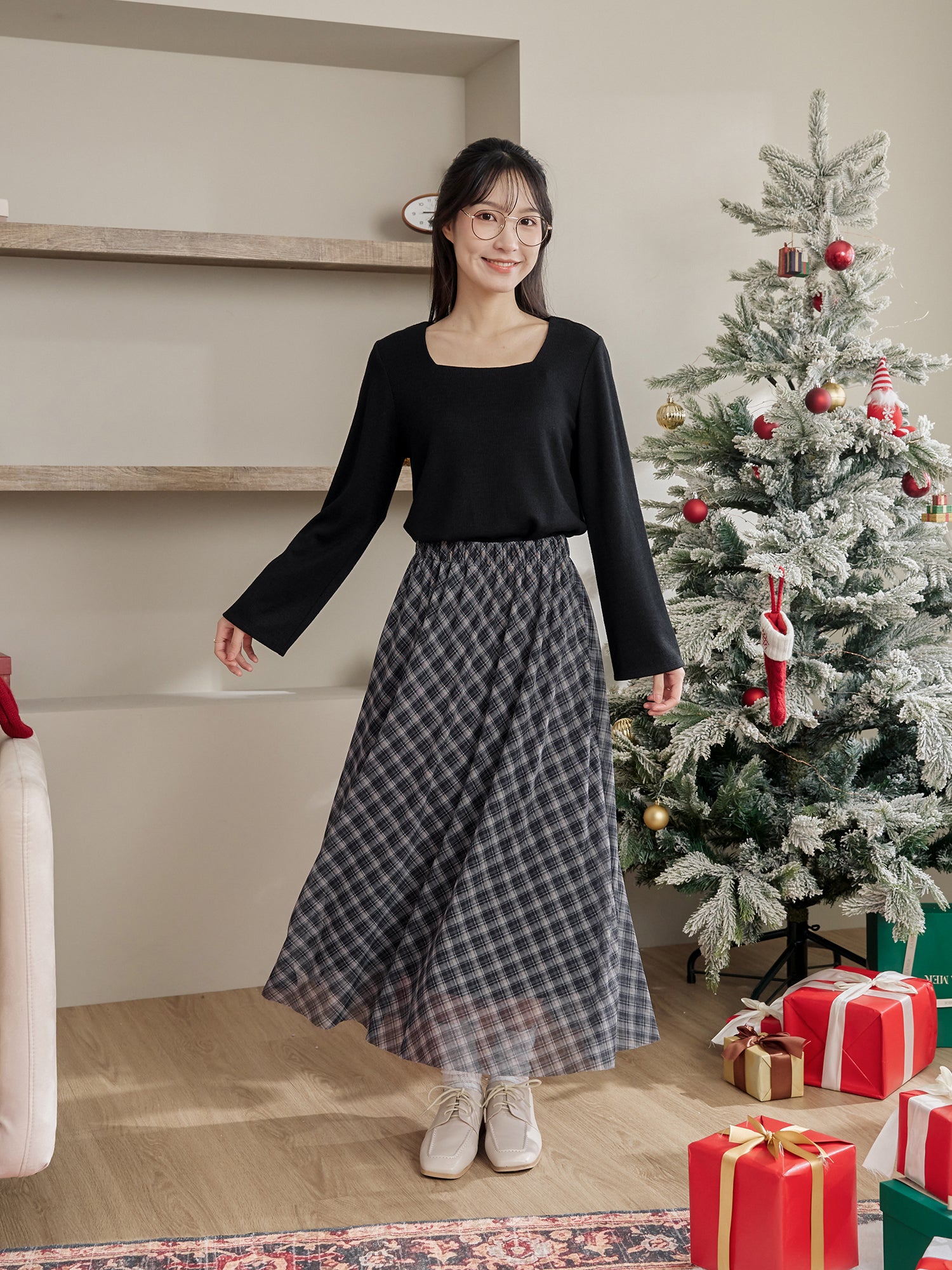 Bell-Sleeve Square Neck Top