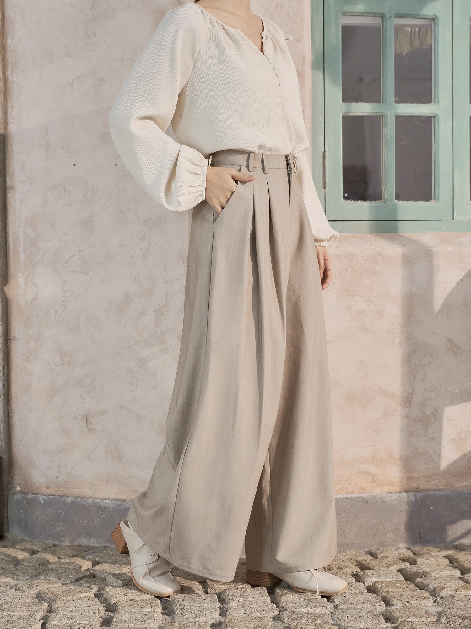 Pleated Wide Leg Trousers