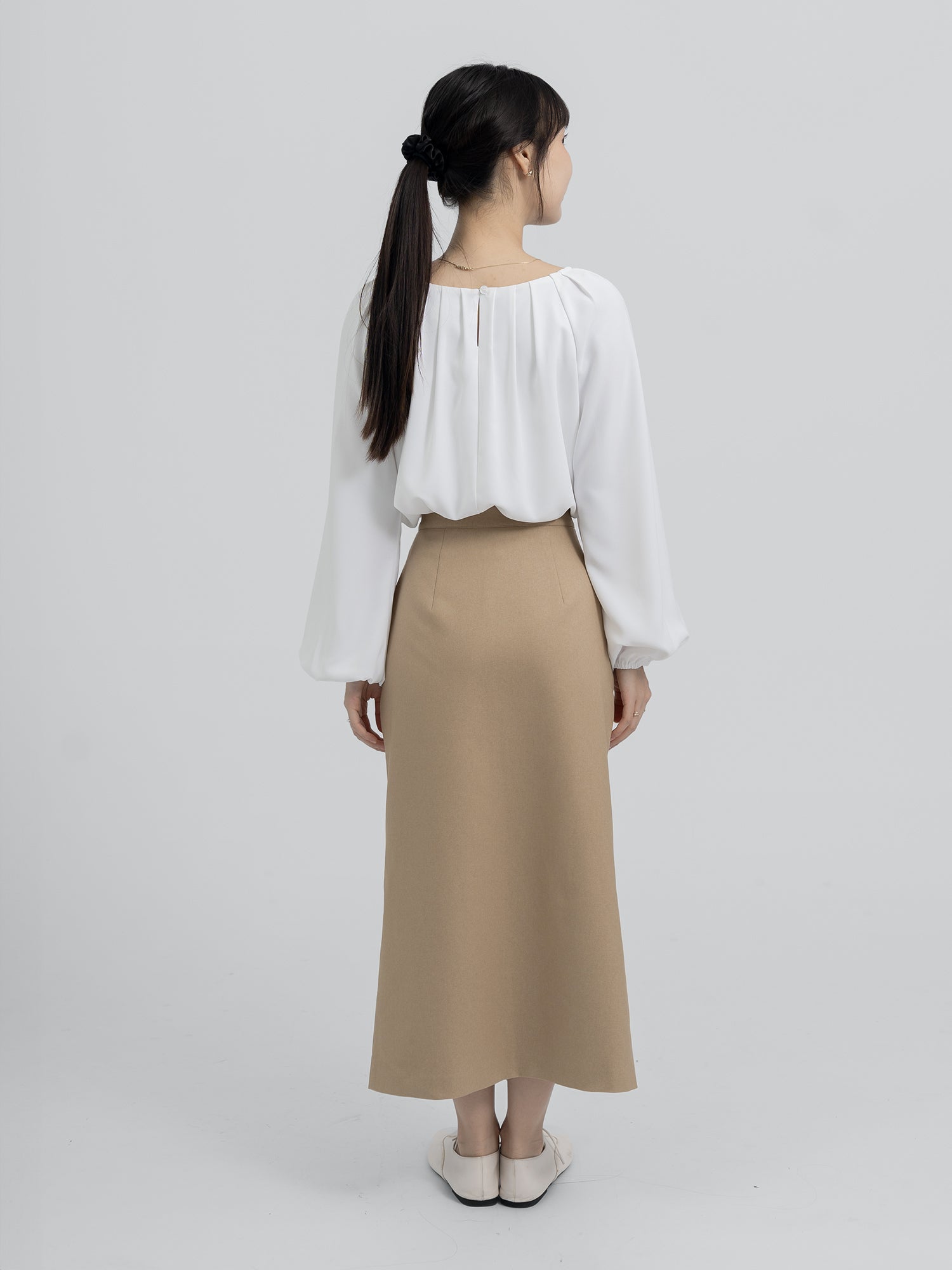 Orla Slimming Front Slit Skirt