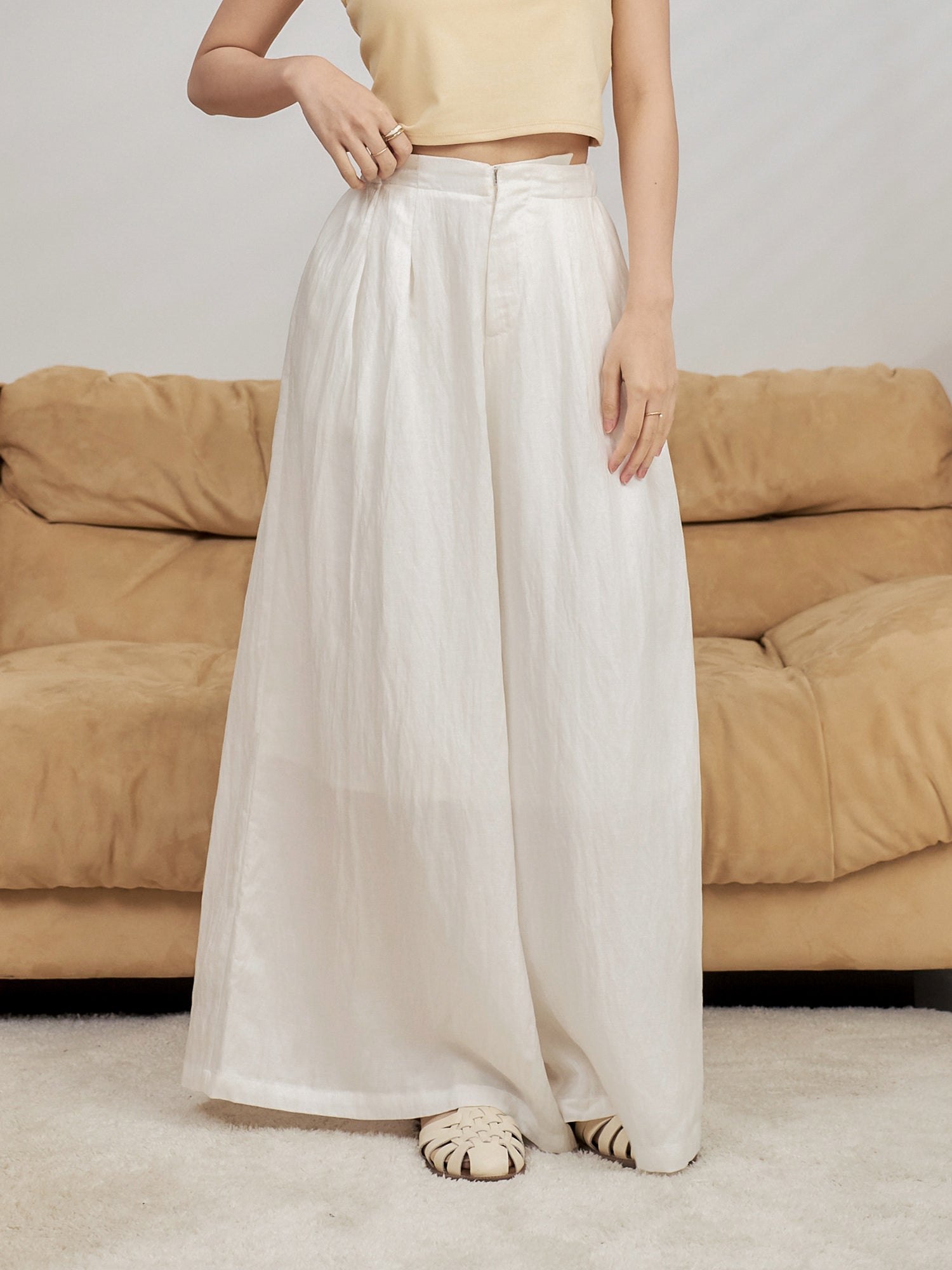 Wide Leg Pleated Trousers
