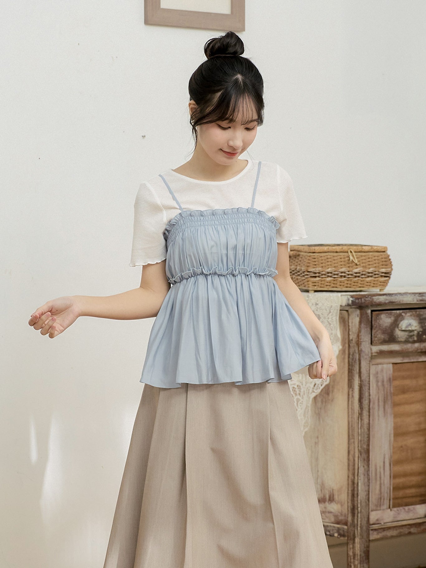 珠光縮褶吊帶上衣