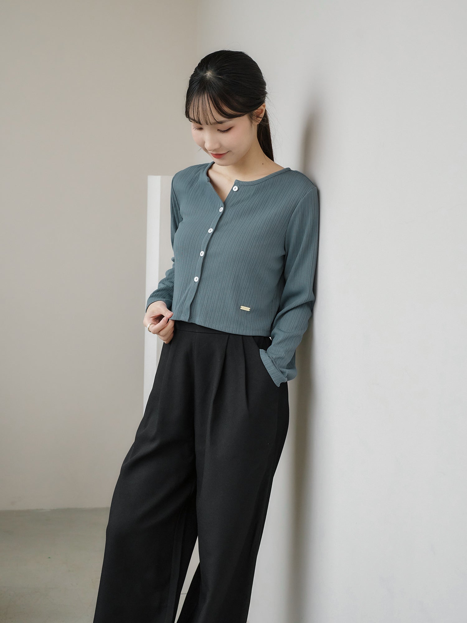 Cropped Pleated Cardigan
