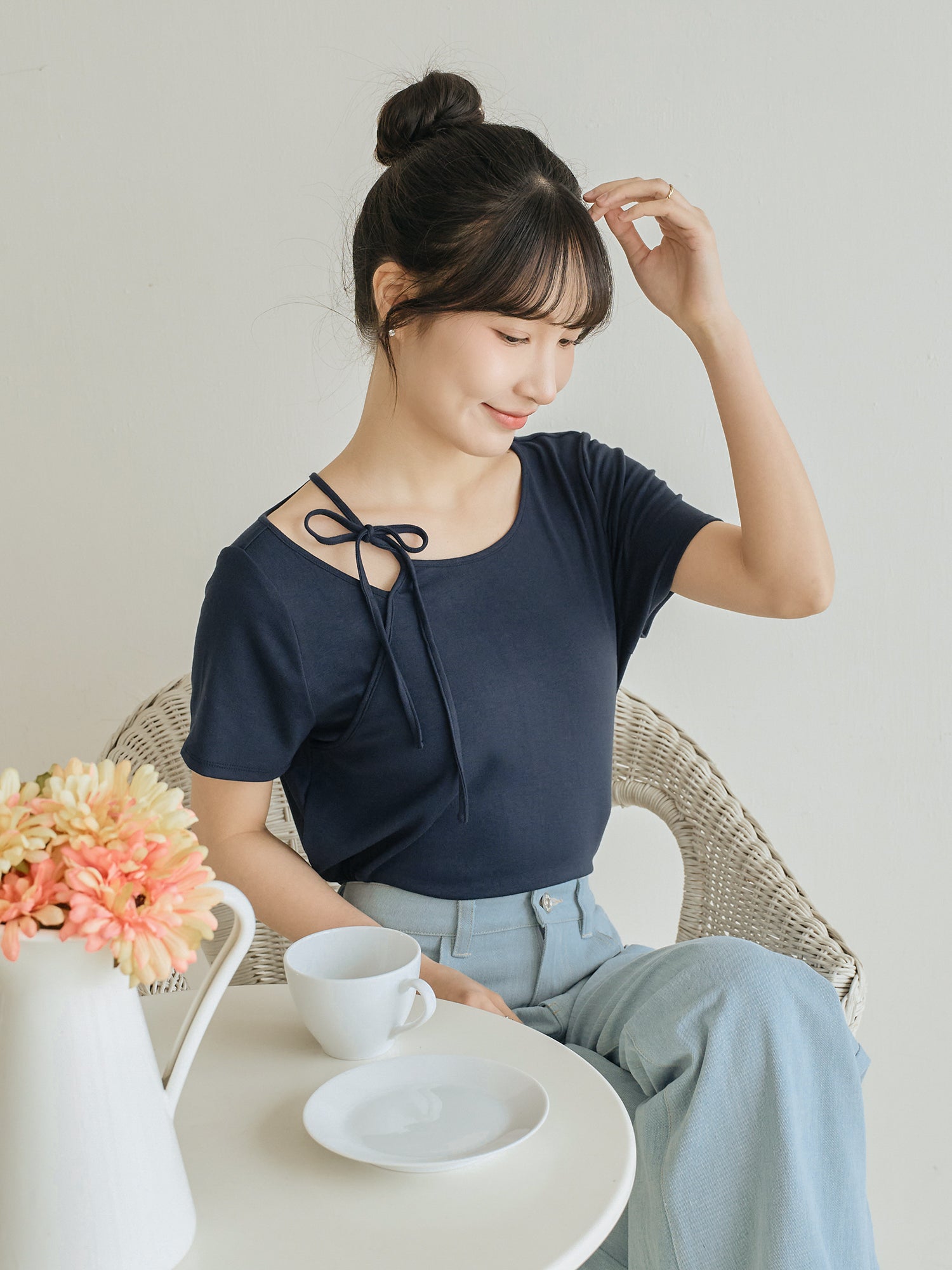Tie Neck Cut Out Top