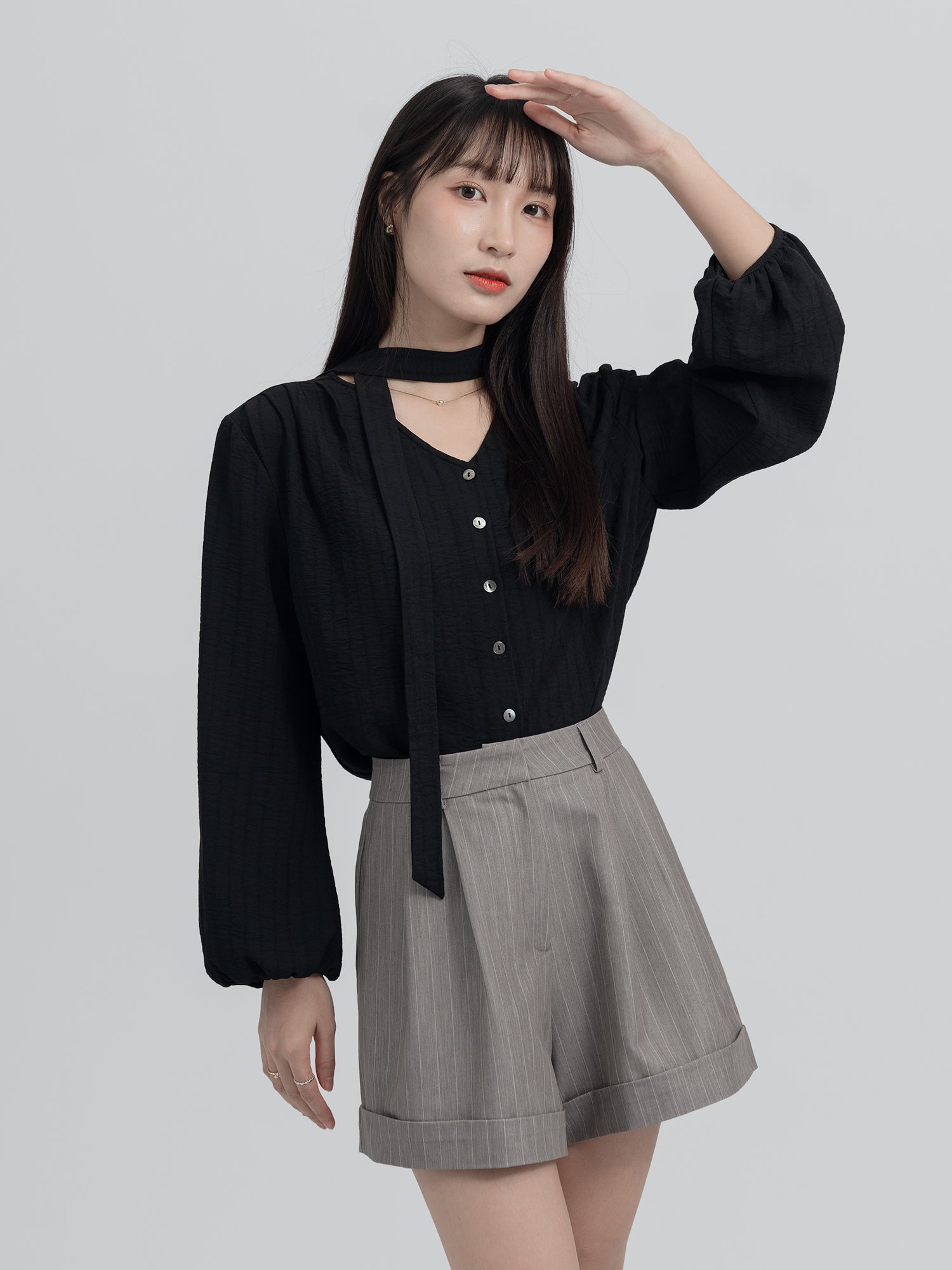 Fleur V-Neck Tie Blouse