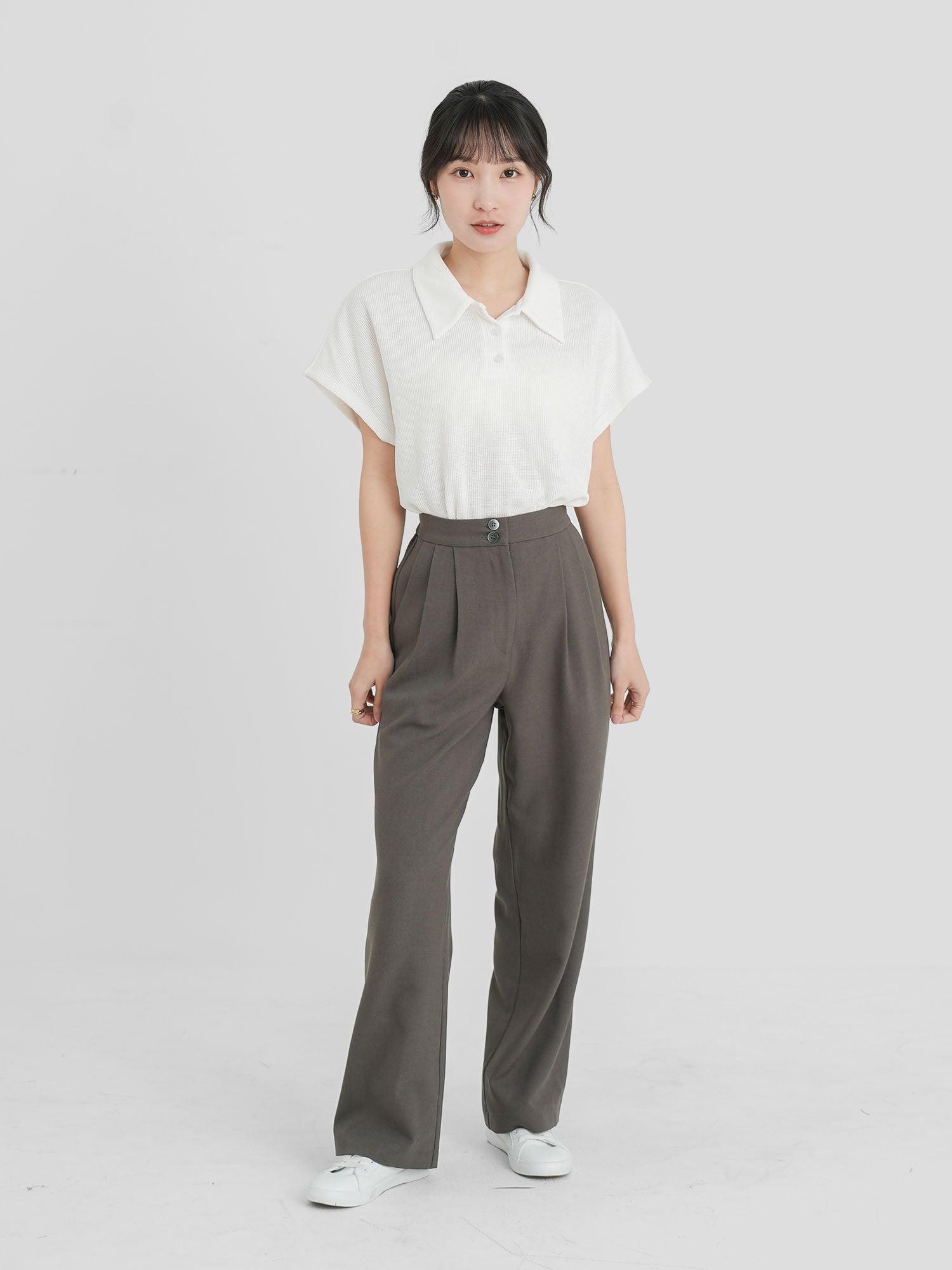 Flair Collared Knit Top