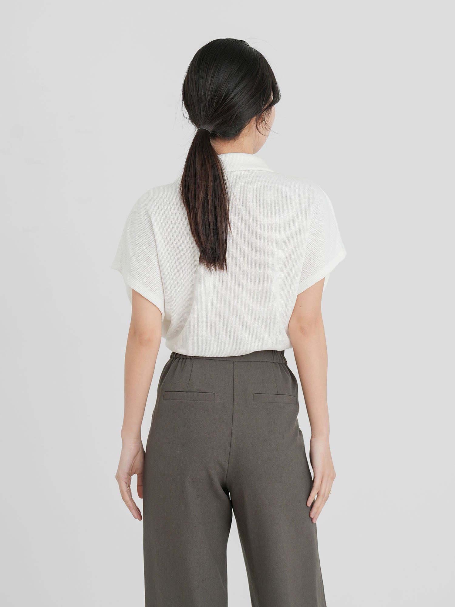 Flair Collared Knit Top
