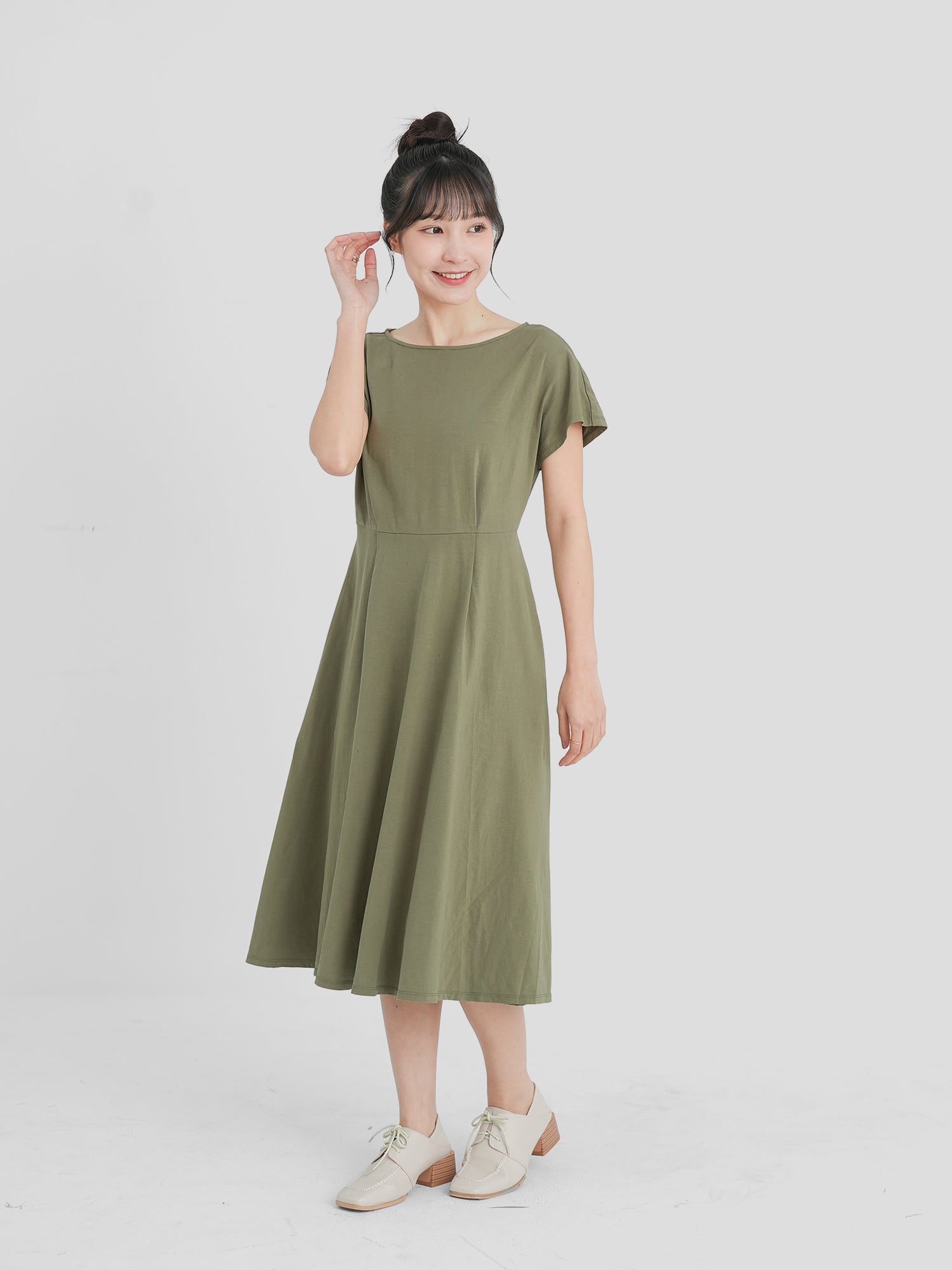 Comfy Dart Pleat Dress (3 Colours)