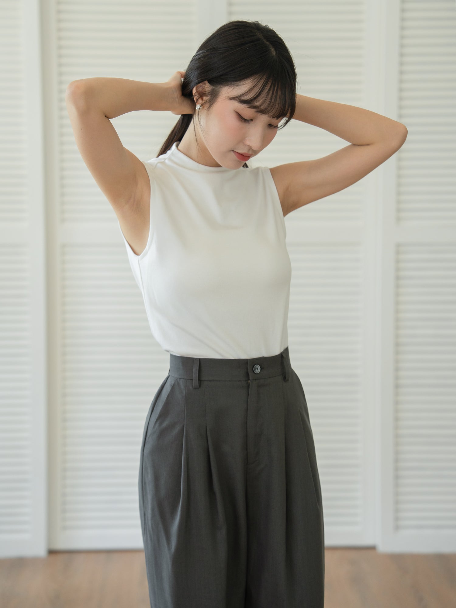 Clean Funnel Sleeveless Top