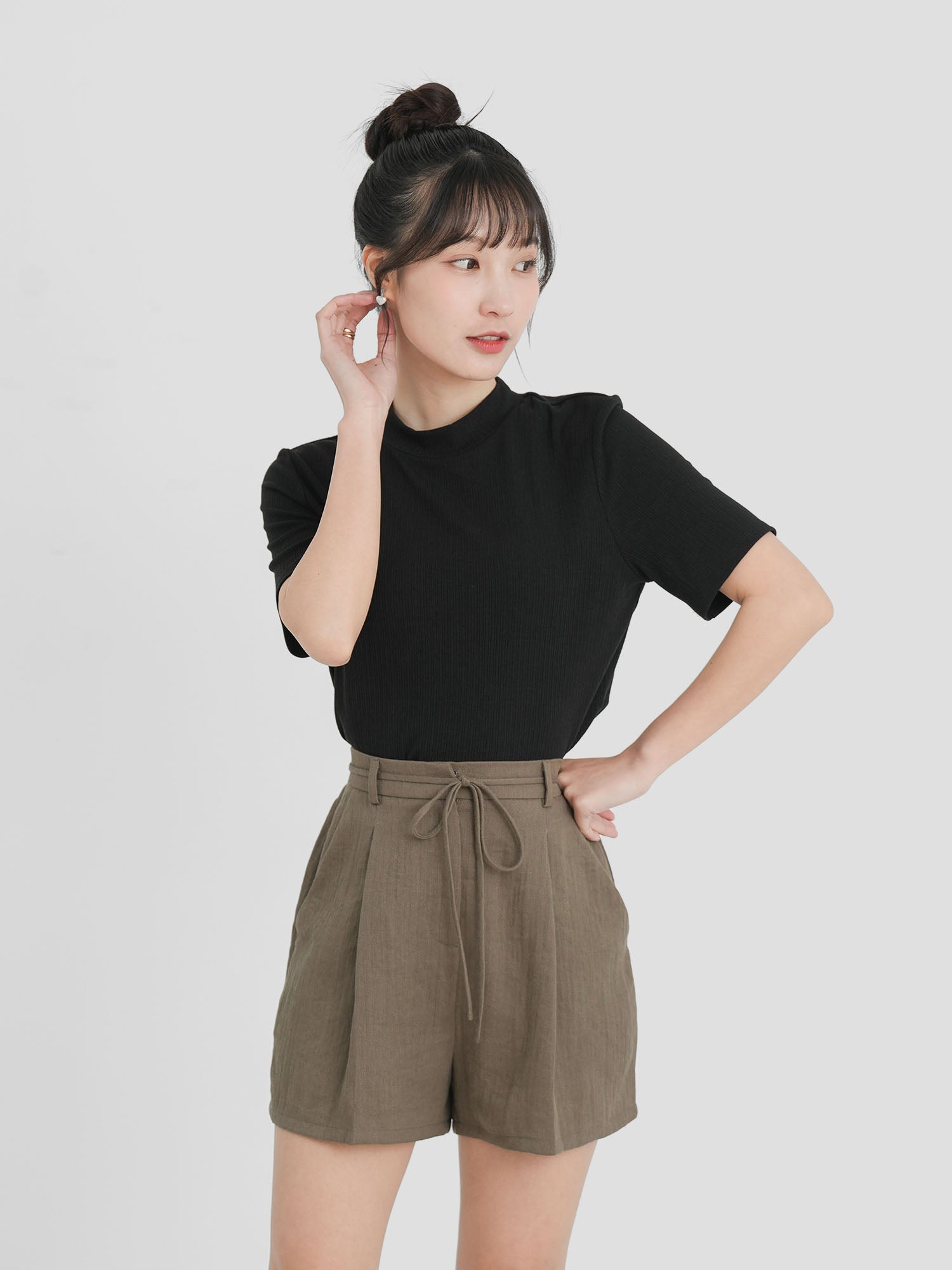 Cotton Linen Tie-Waist Shorts (3 Colours)