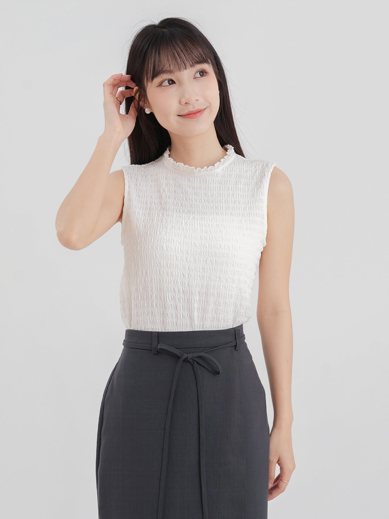 Textured Ruffle Sleeveless Top