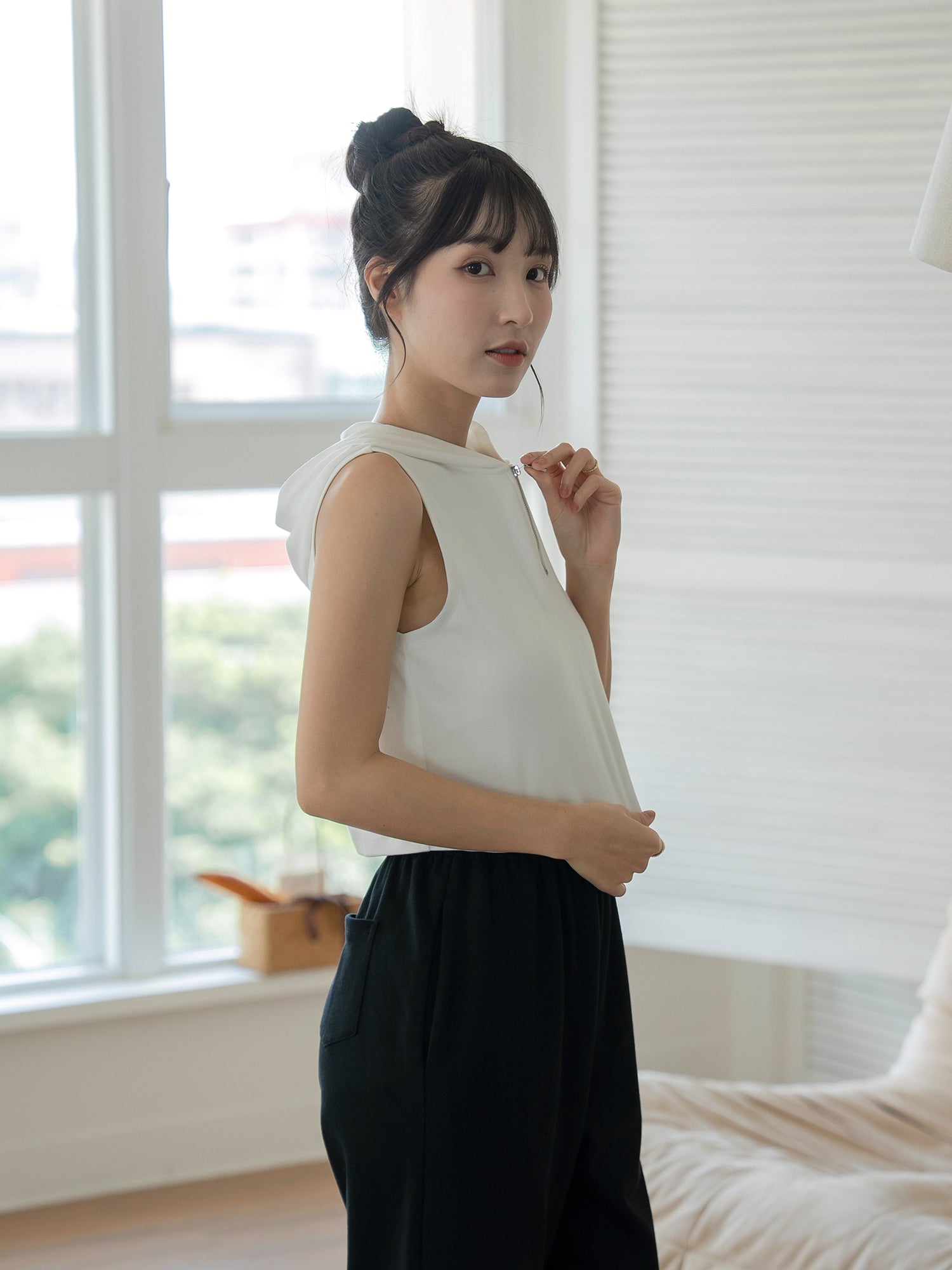 Hooded Sleeveless Top