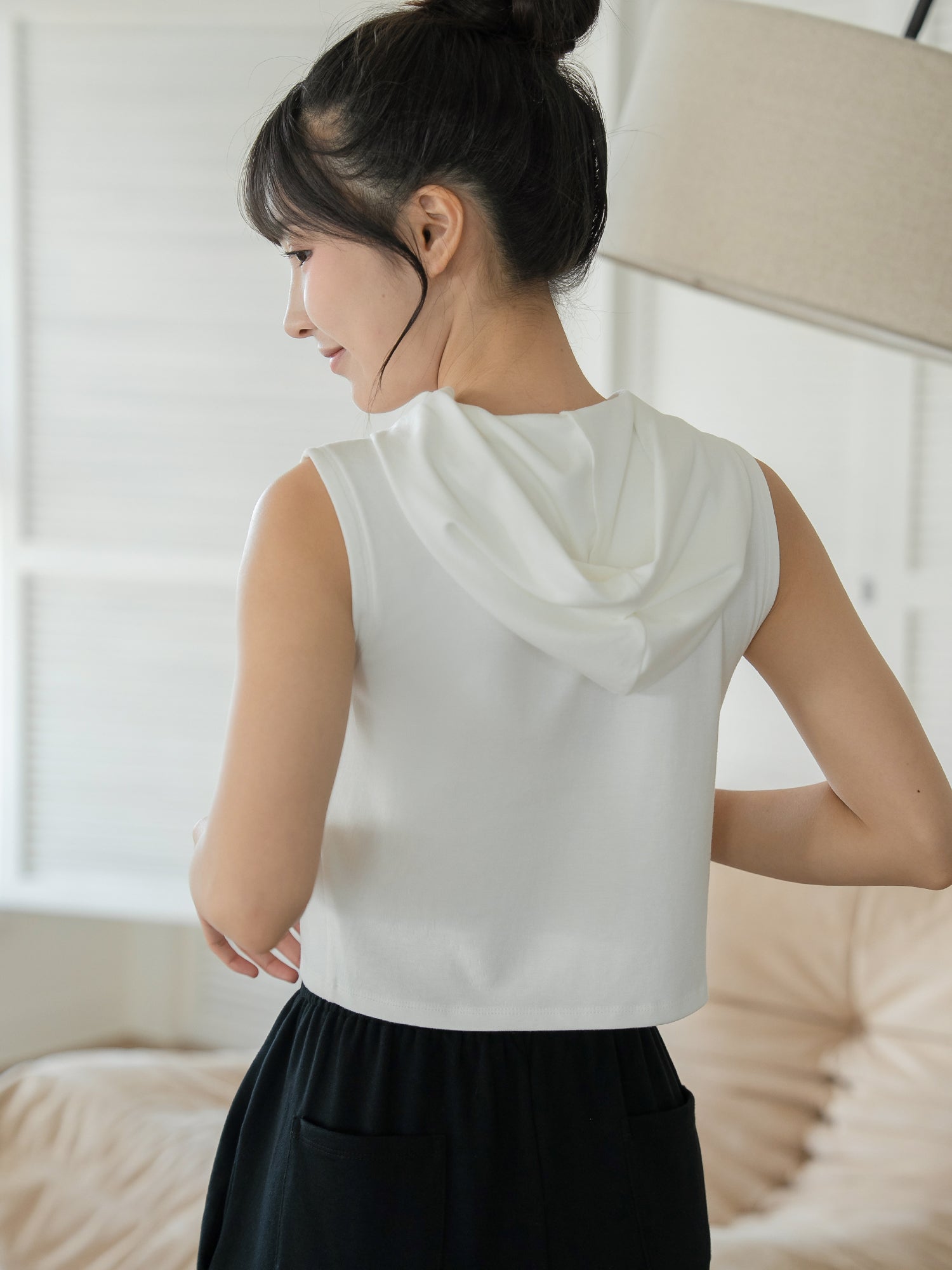 Hooded Sleeveless Top