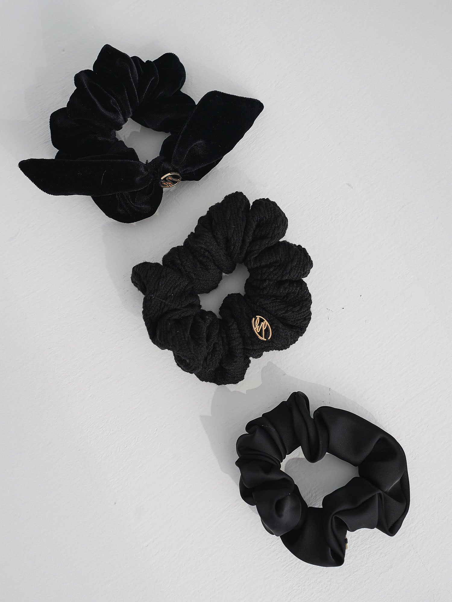 Plushy Scrunchies Set (Pack of 3)