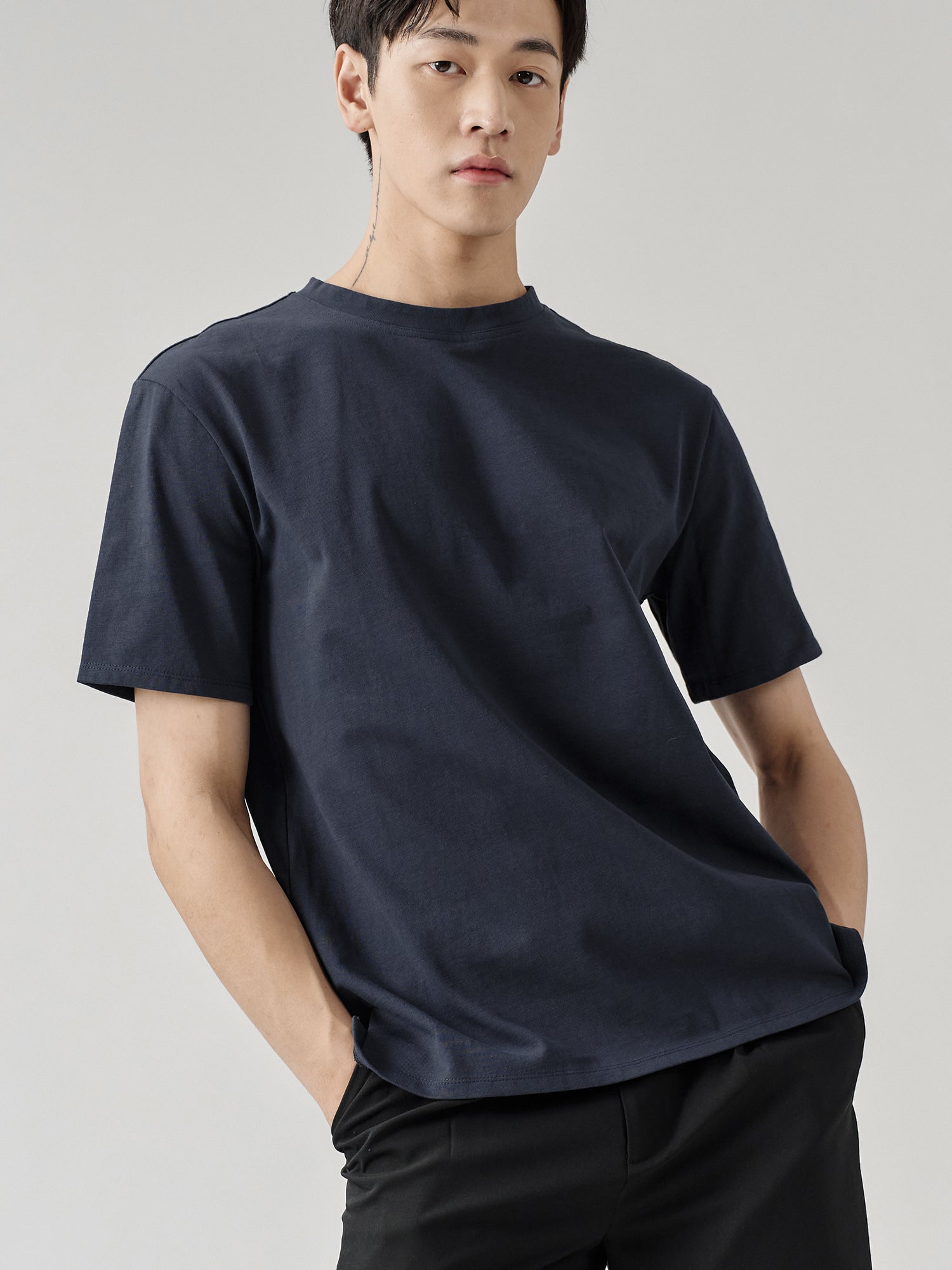 乾爽棉質圓領TEE