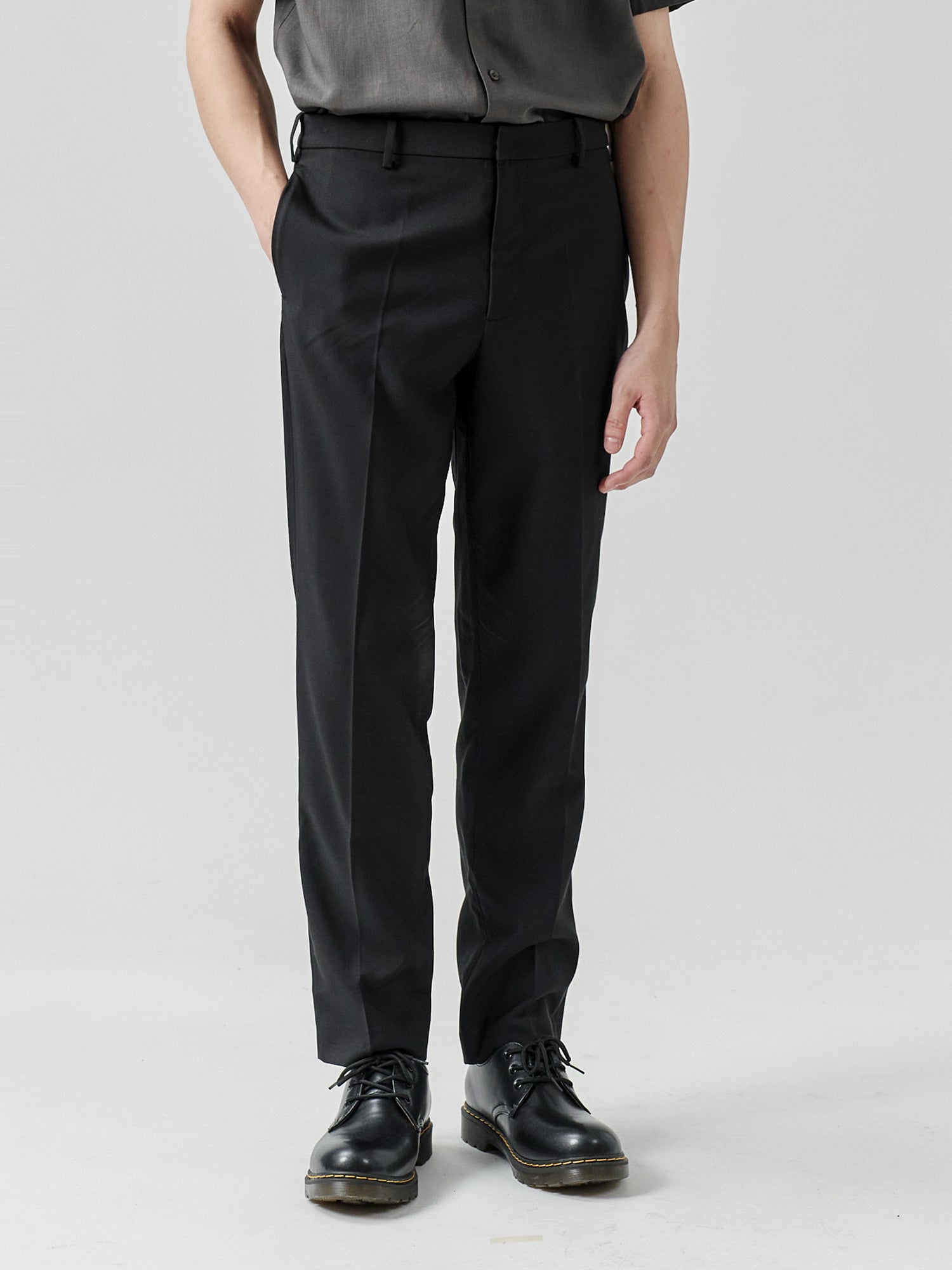 Smart Tapered Pants