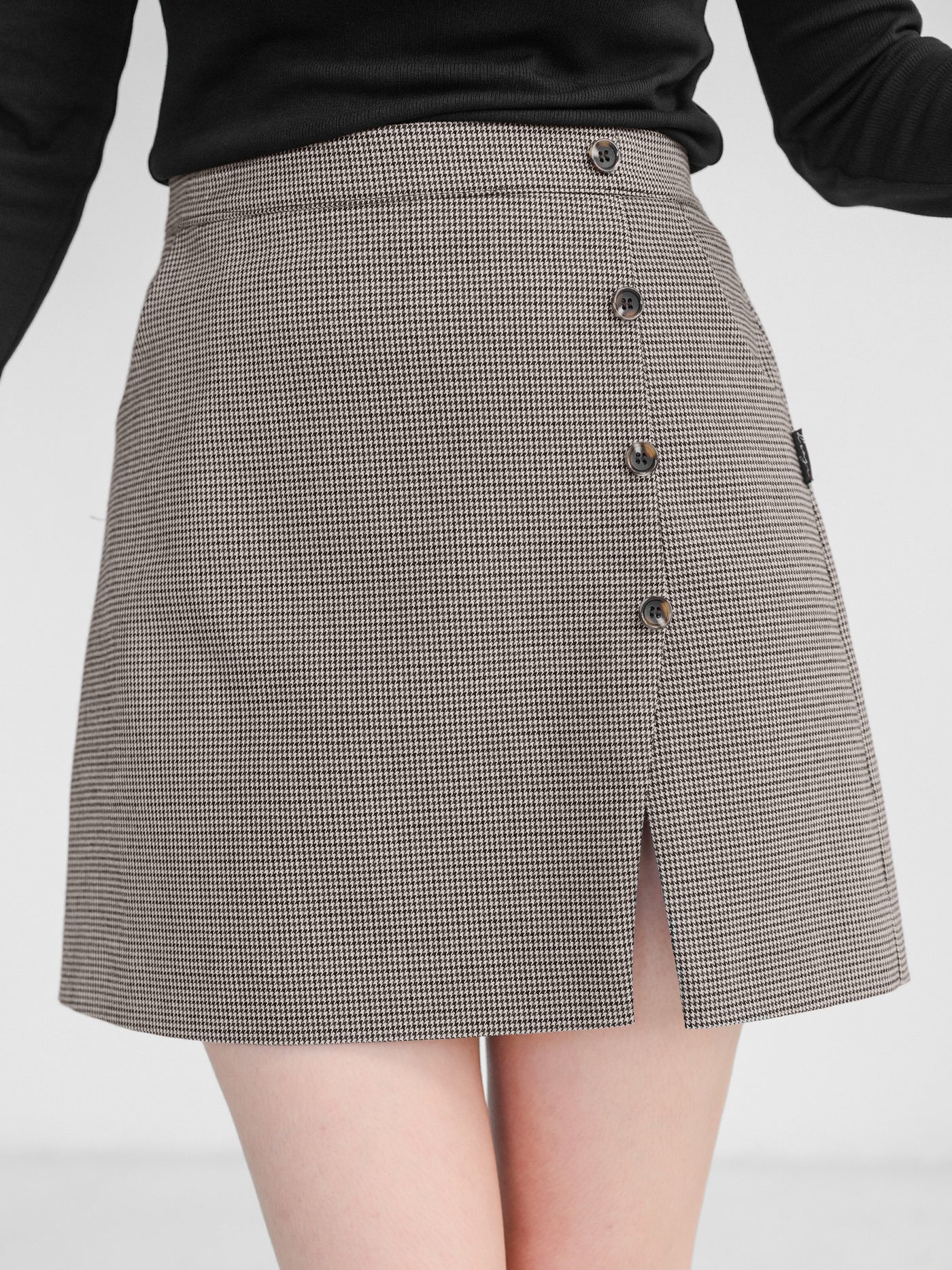 Hira Houndstooth Side Slit Mini Skirt