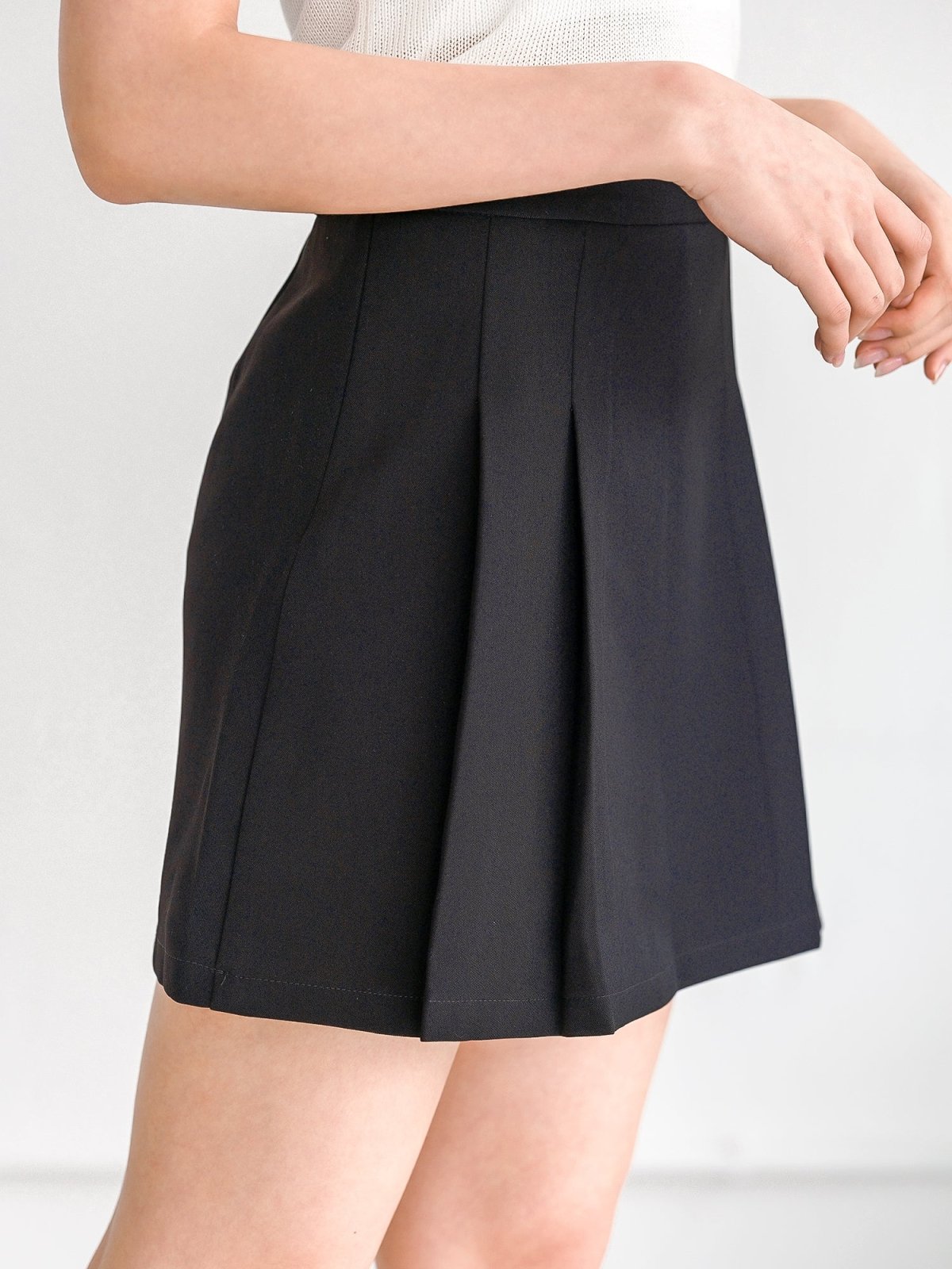 Seraphine Pleated Mini Skirt - DAG-G-220171BlackS - Black - S - D'zage Designs