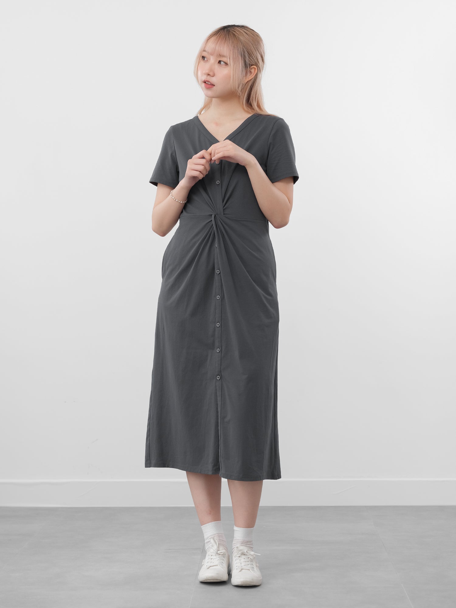 Taelyn Front Knot Midi Dress