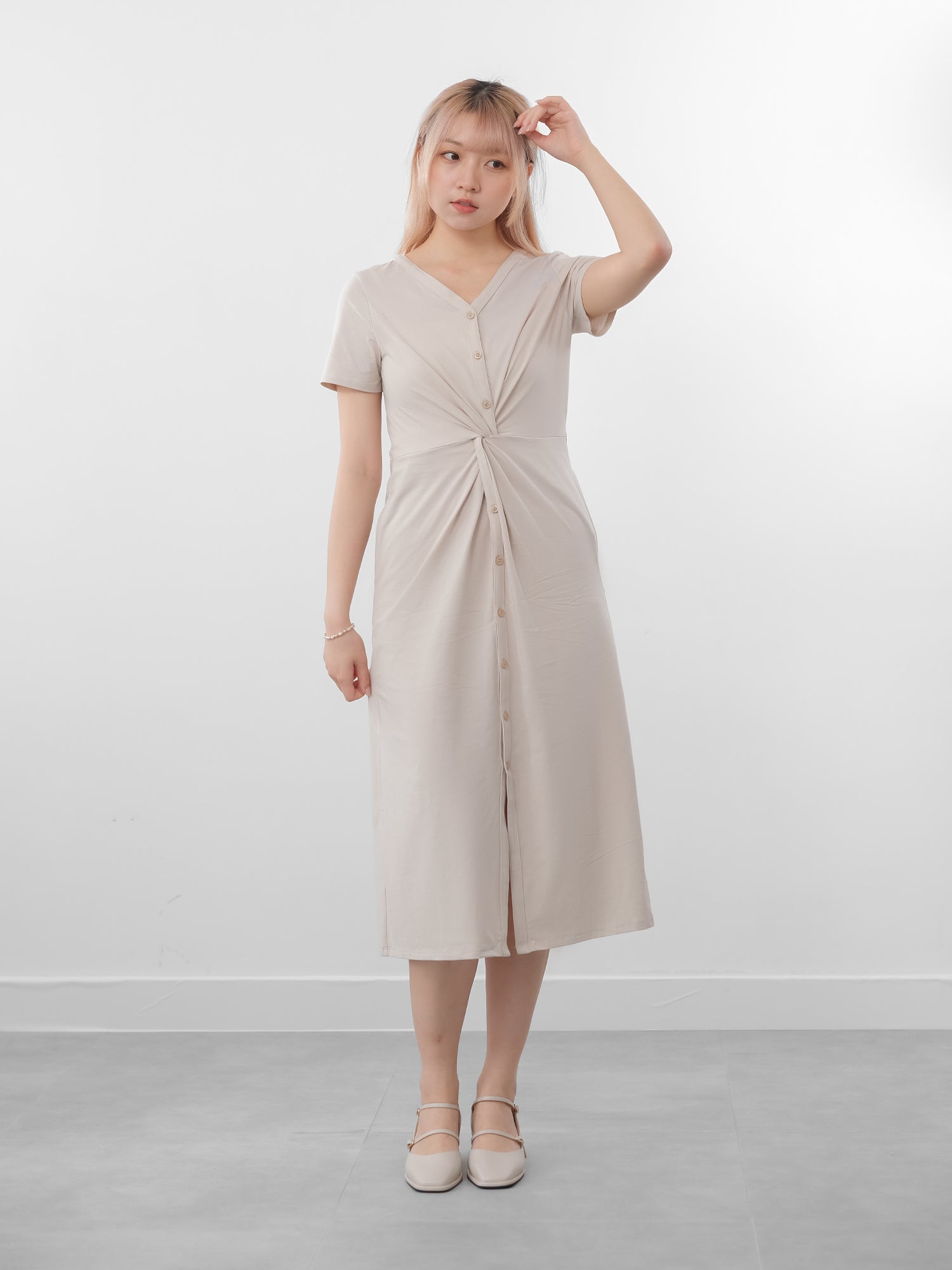 Taelyn Front Knot Midi Dress