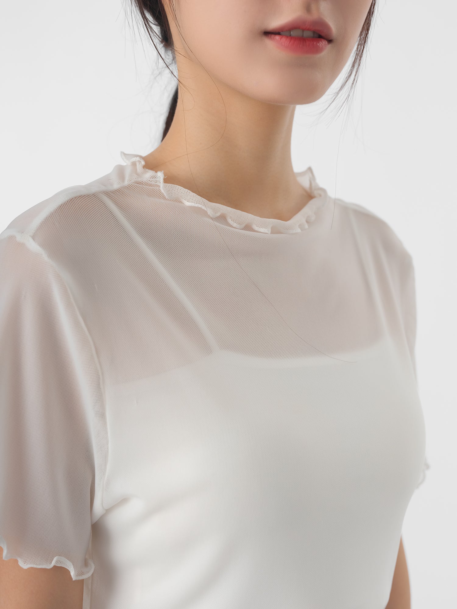 Reine 透膚木耳邊上衣
