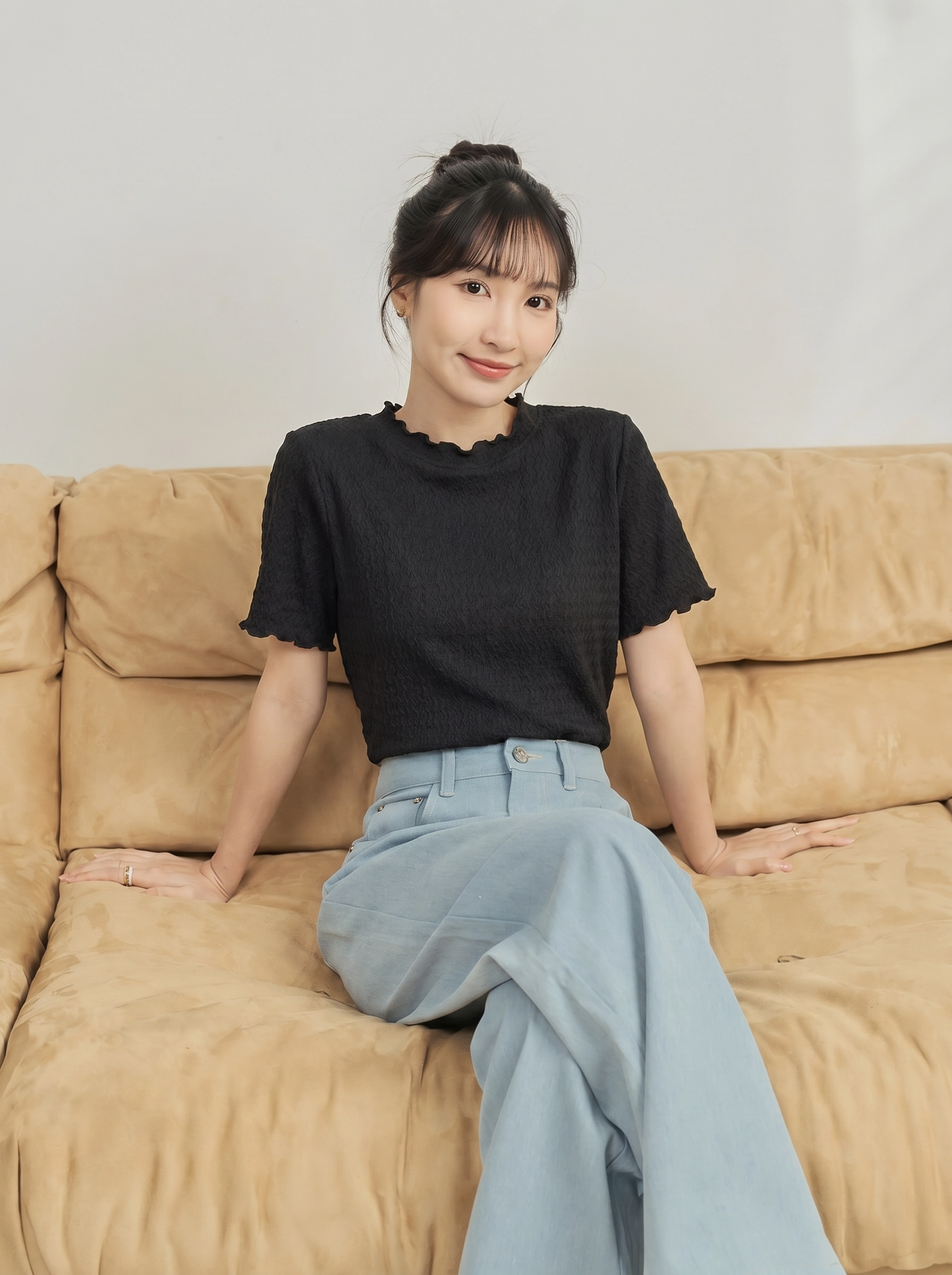 Textured Lettuce Hem Top