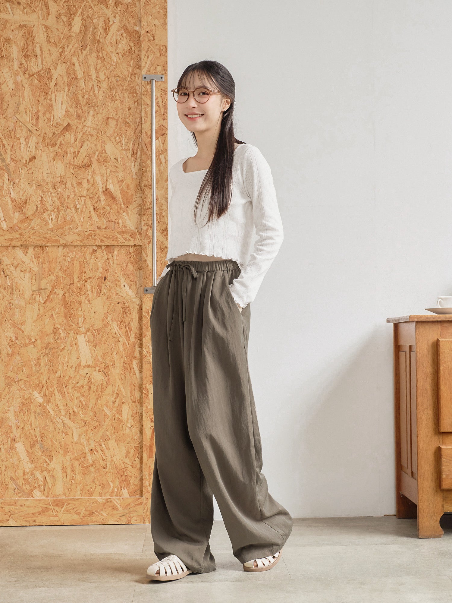 Pleated Elastic Waist Pants