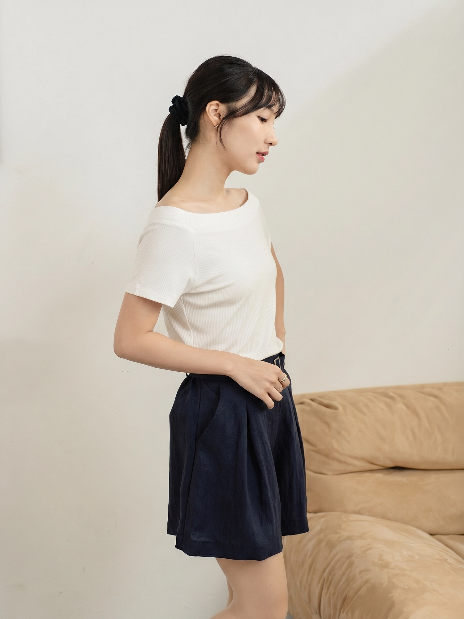 Boat Neck Rib Knit Top