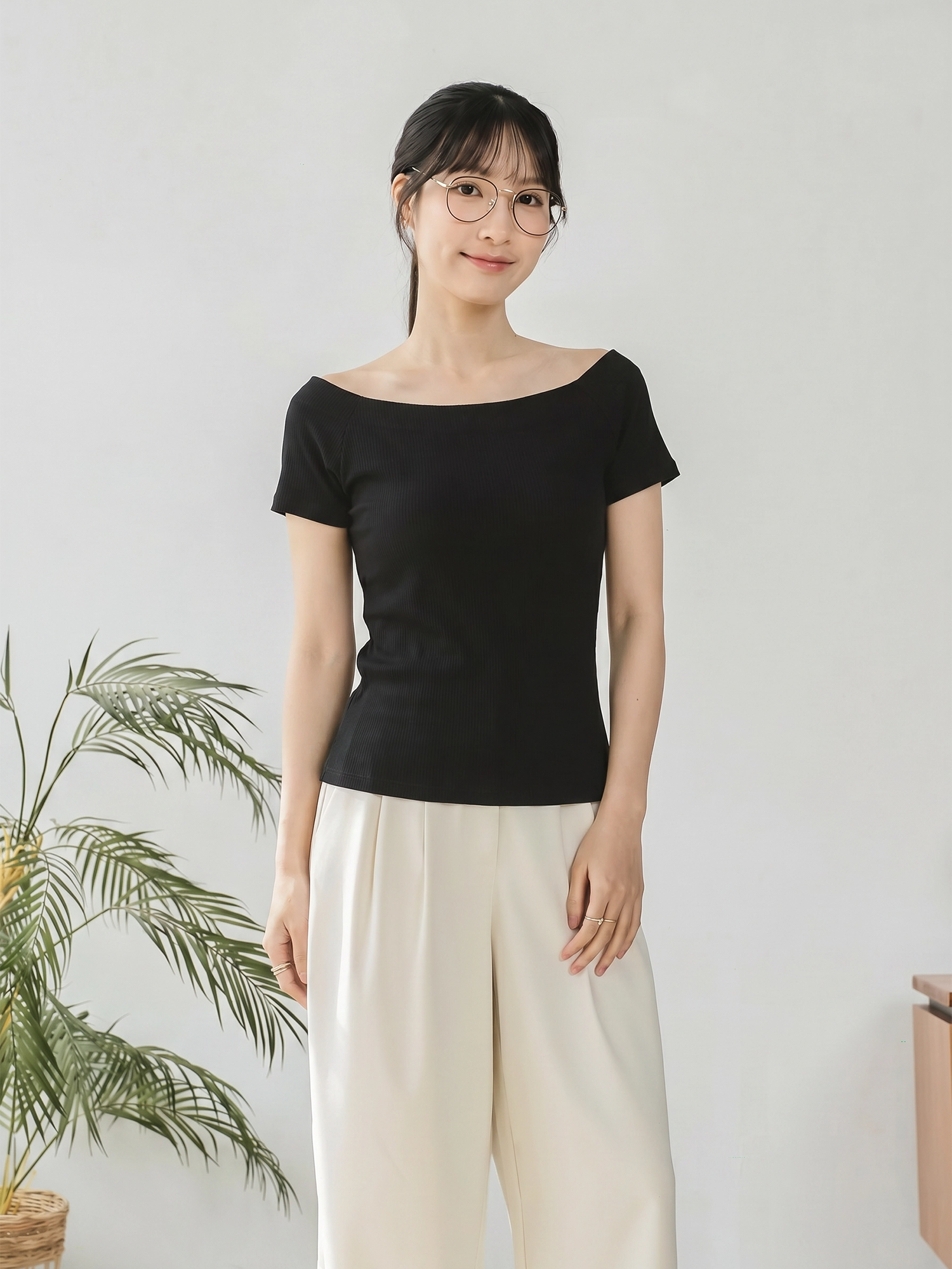 Boat Neck Rib Knit Top