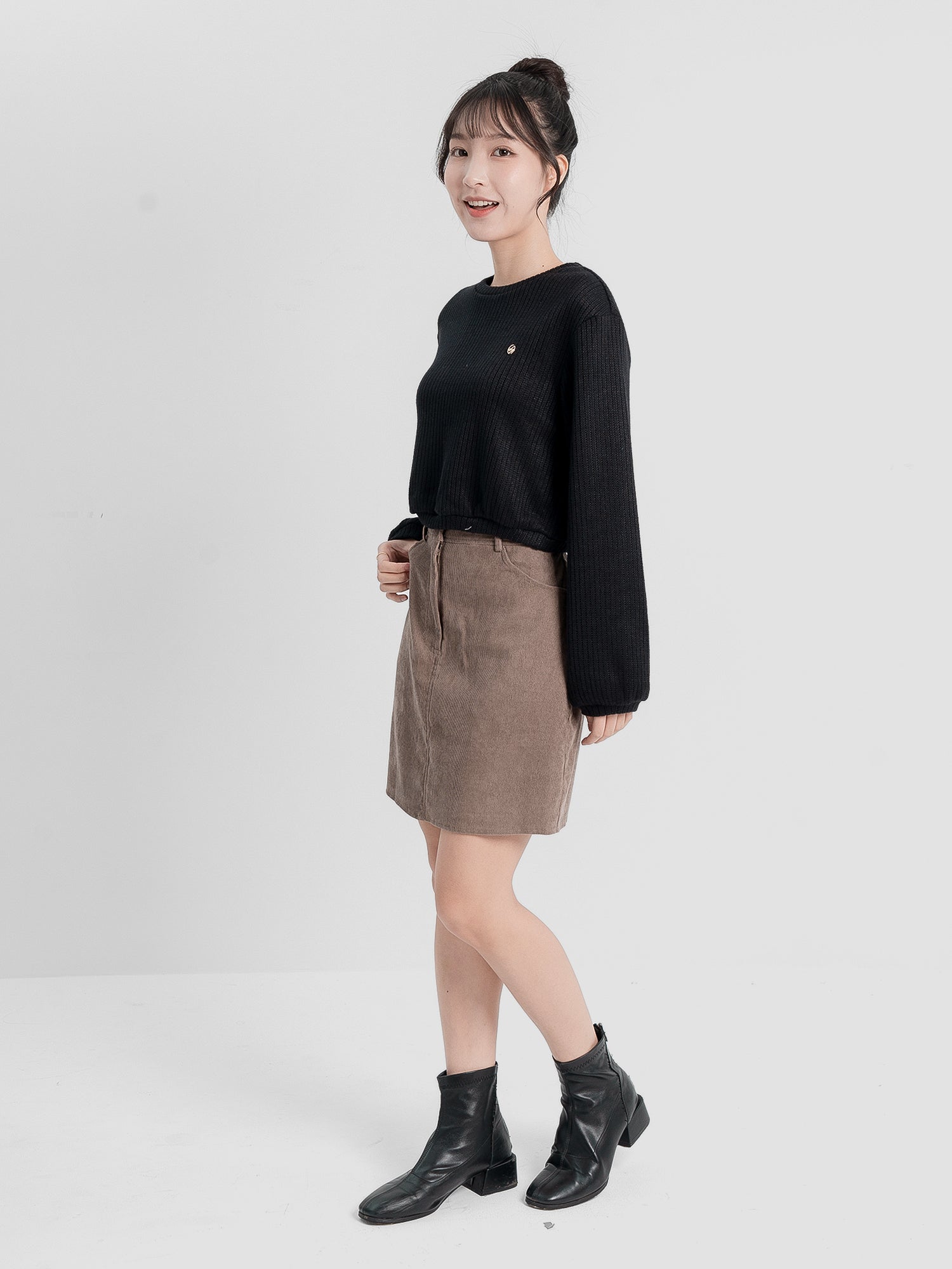 Alice Round Neck Knitted Sweater