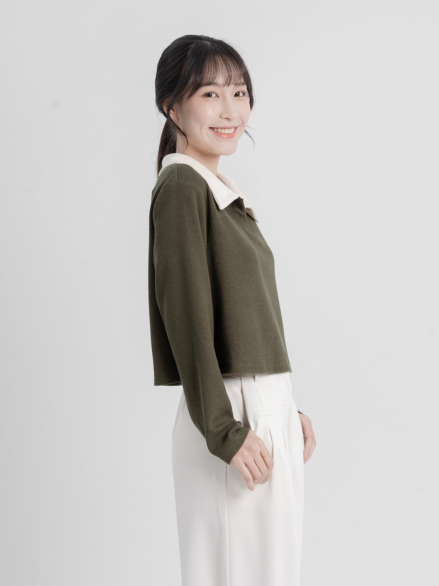 撞色翻領上衣