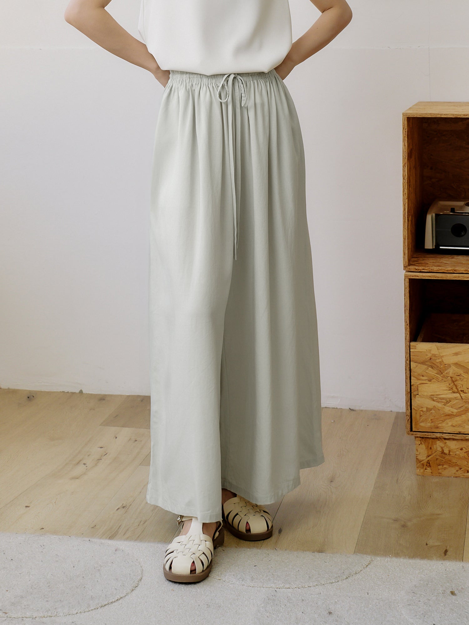 Elastic Waist Wide Leg Pants
