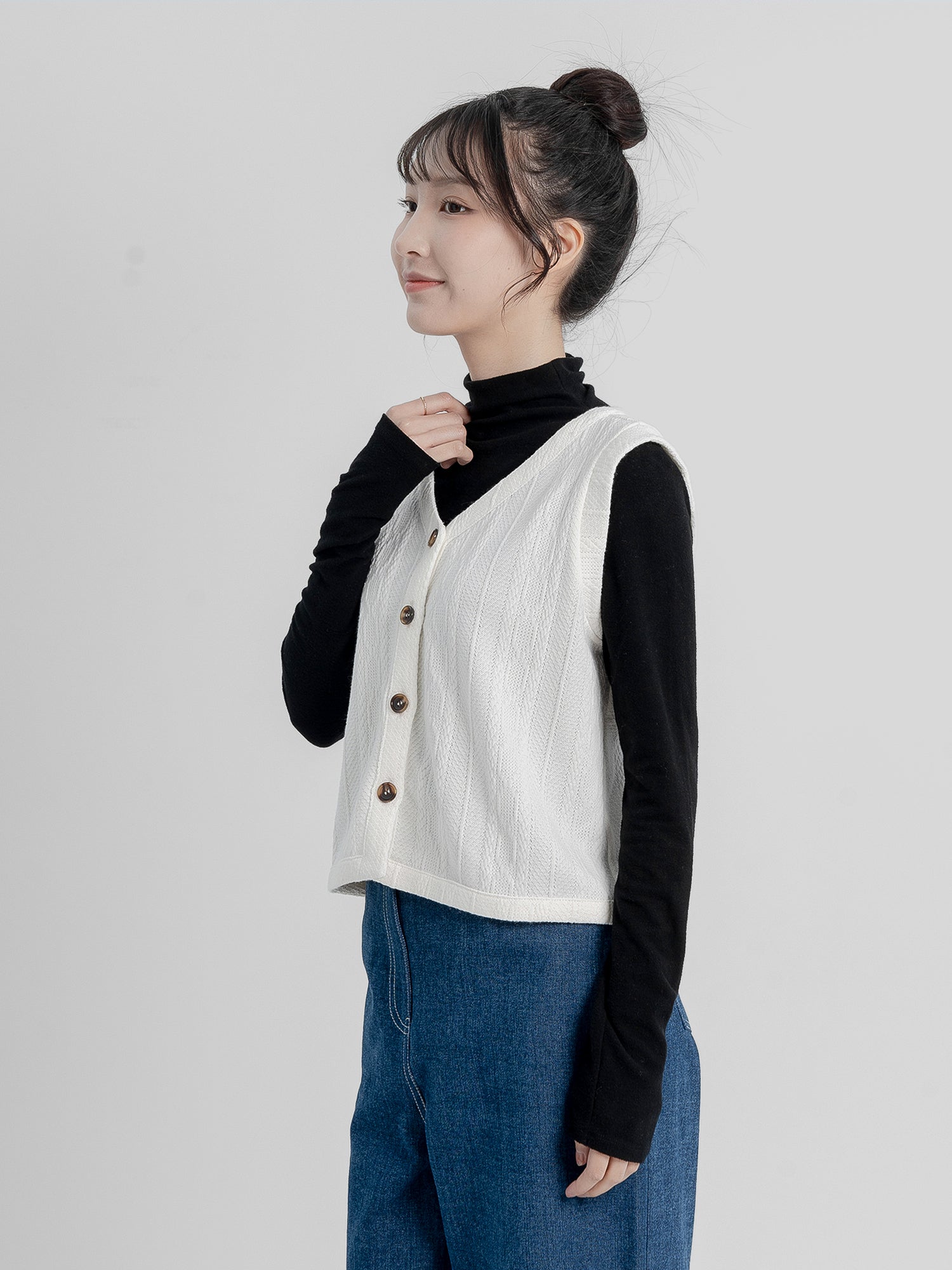 Oliver Cable Knit Vest