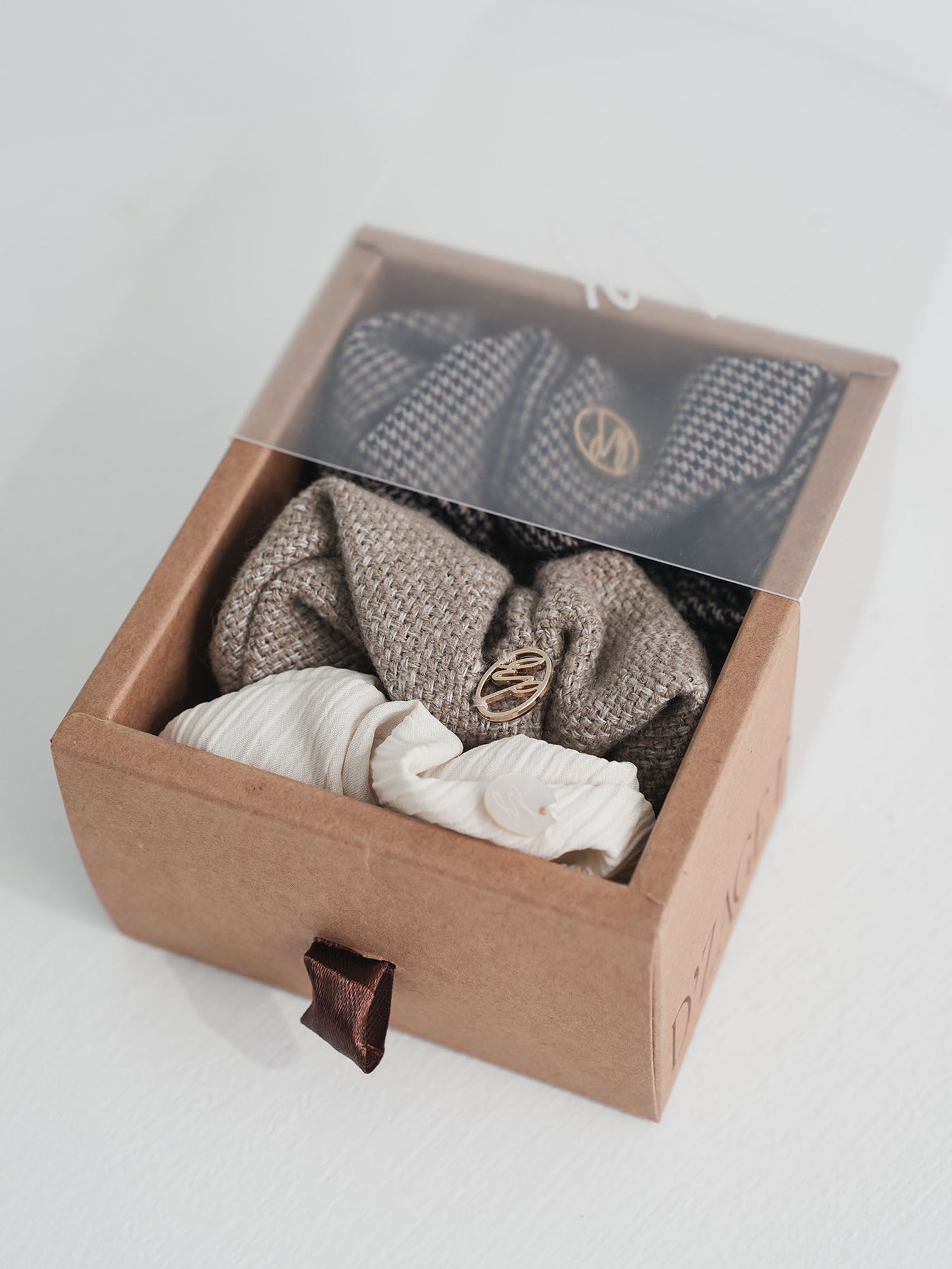 Plushy Scrunchies Set (Pack of 3)