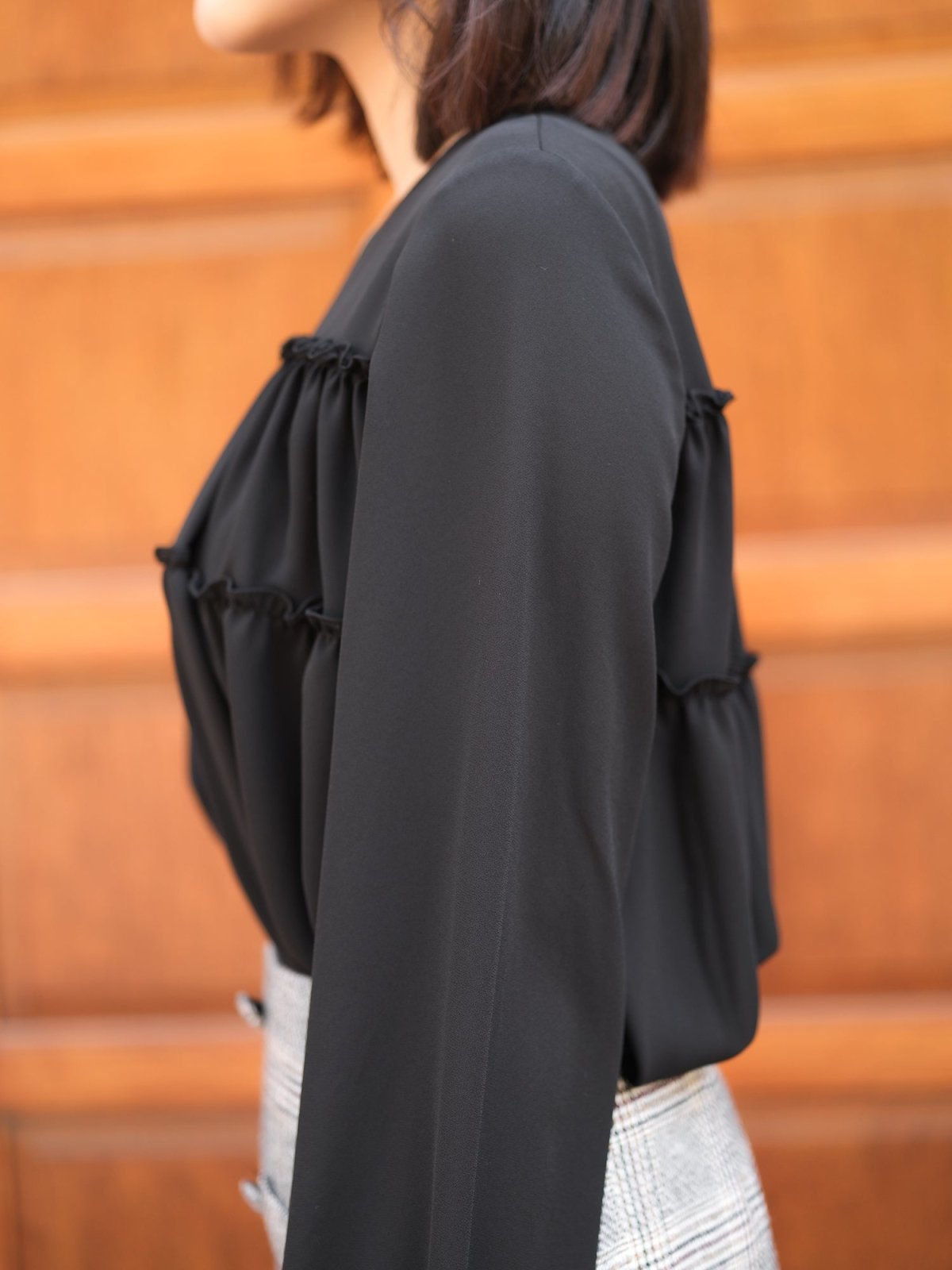 Ruffled Hem Blouse BLACK (DD) 黑色雪紡荷葉邊傘襬上衣 - DZAGE